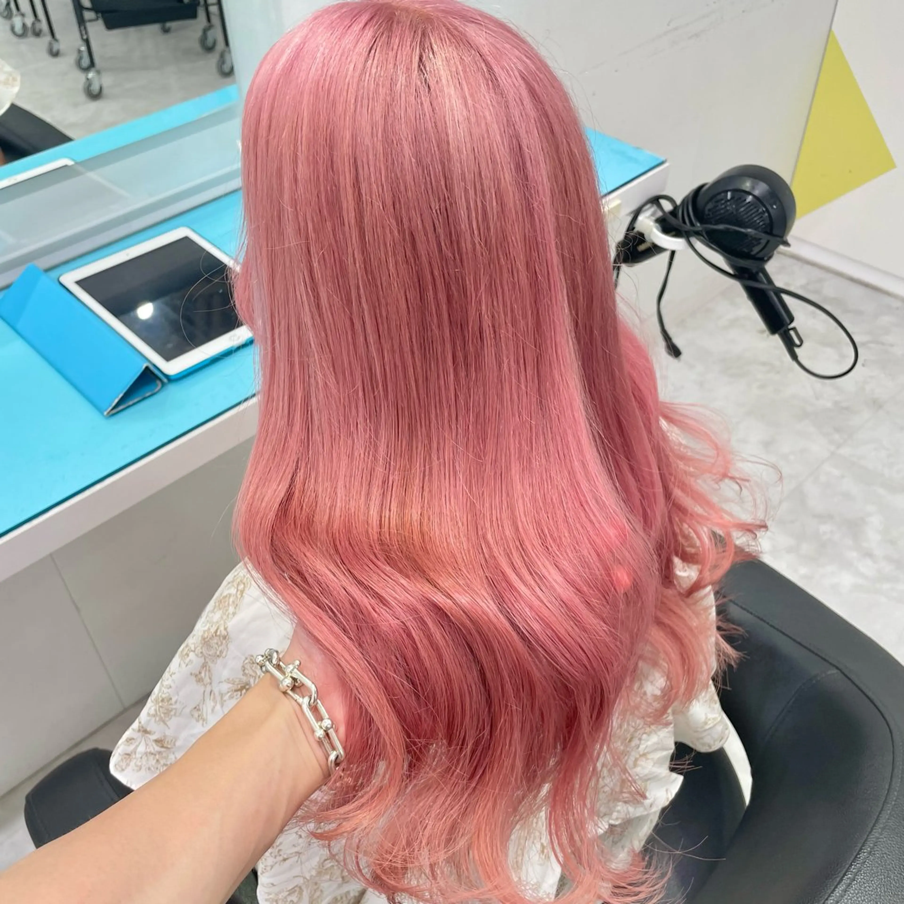 ミディアム カラー ヘアカラー トリートメント ヘッドスパ ヘアセット 🎀🧁ダメージレス 艶髪カラー🧁🎀のヘアスタイル