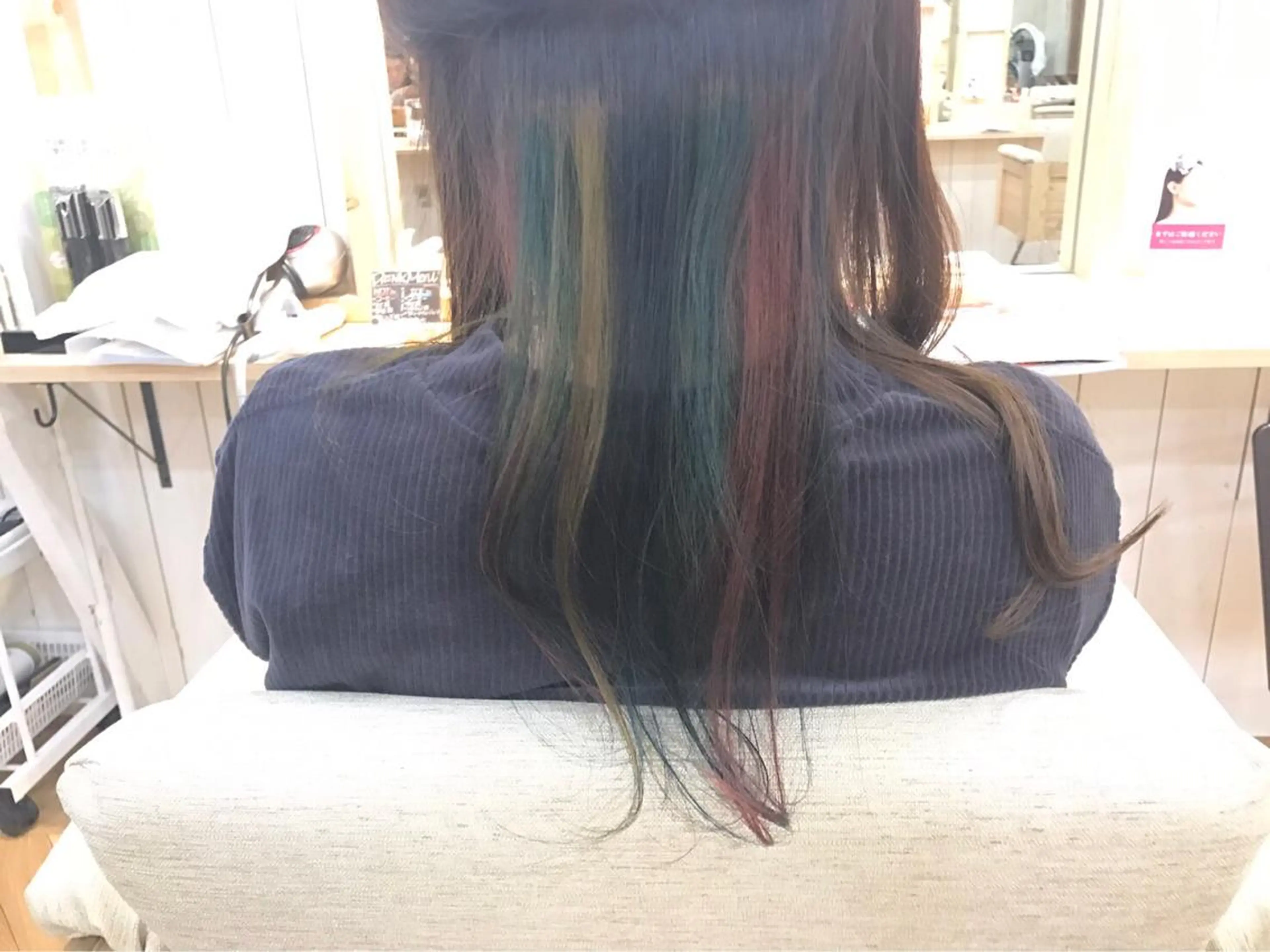 ロング カラー インナーカラー DEEokazaki kobayashiのヘアスタイル