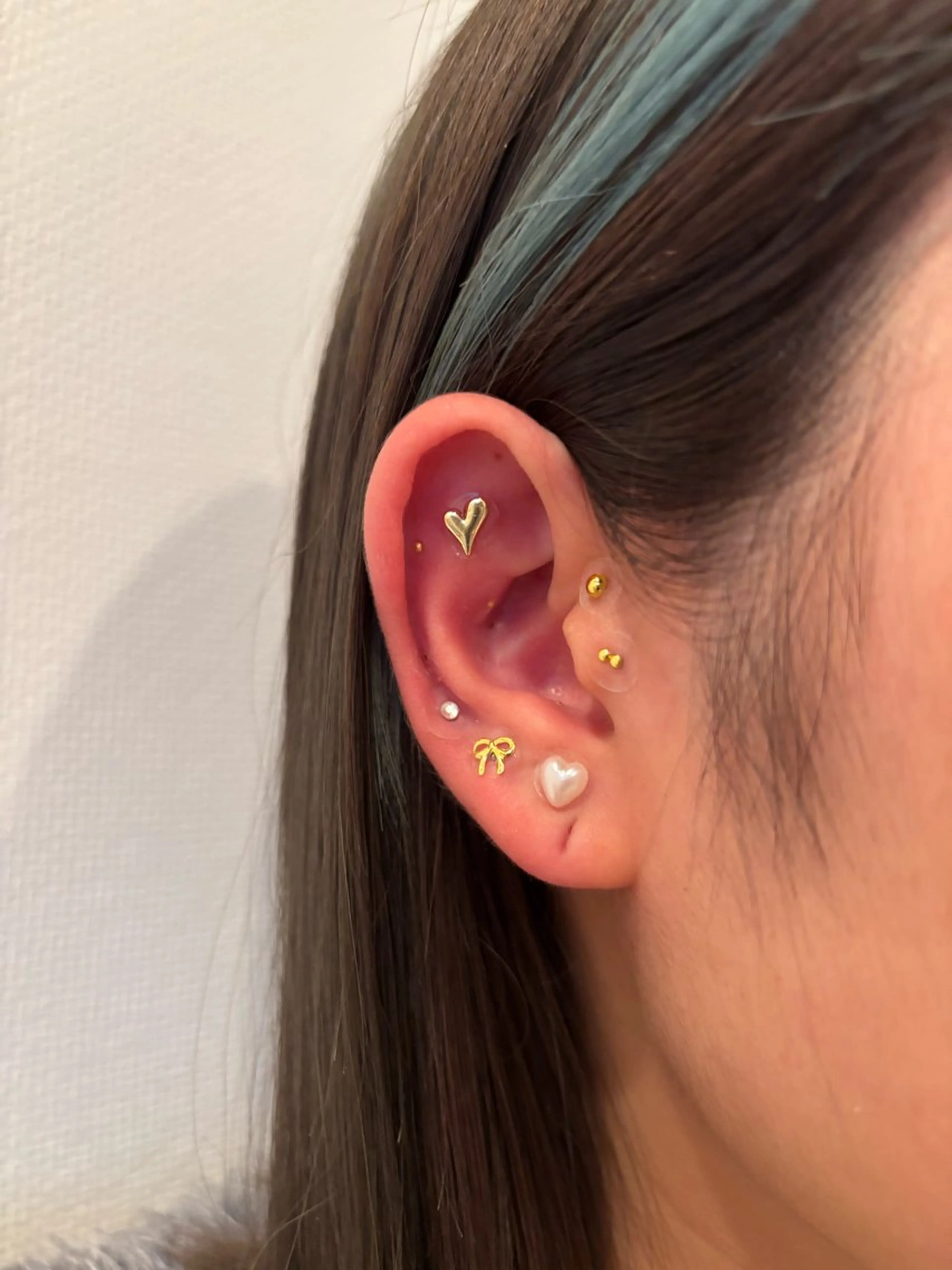【1番人気コース👂🏻💎✨️】耳つぼジュエリー両耳15個 3500円の写真