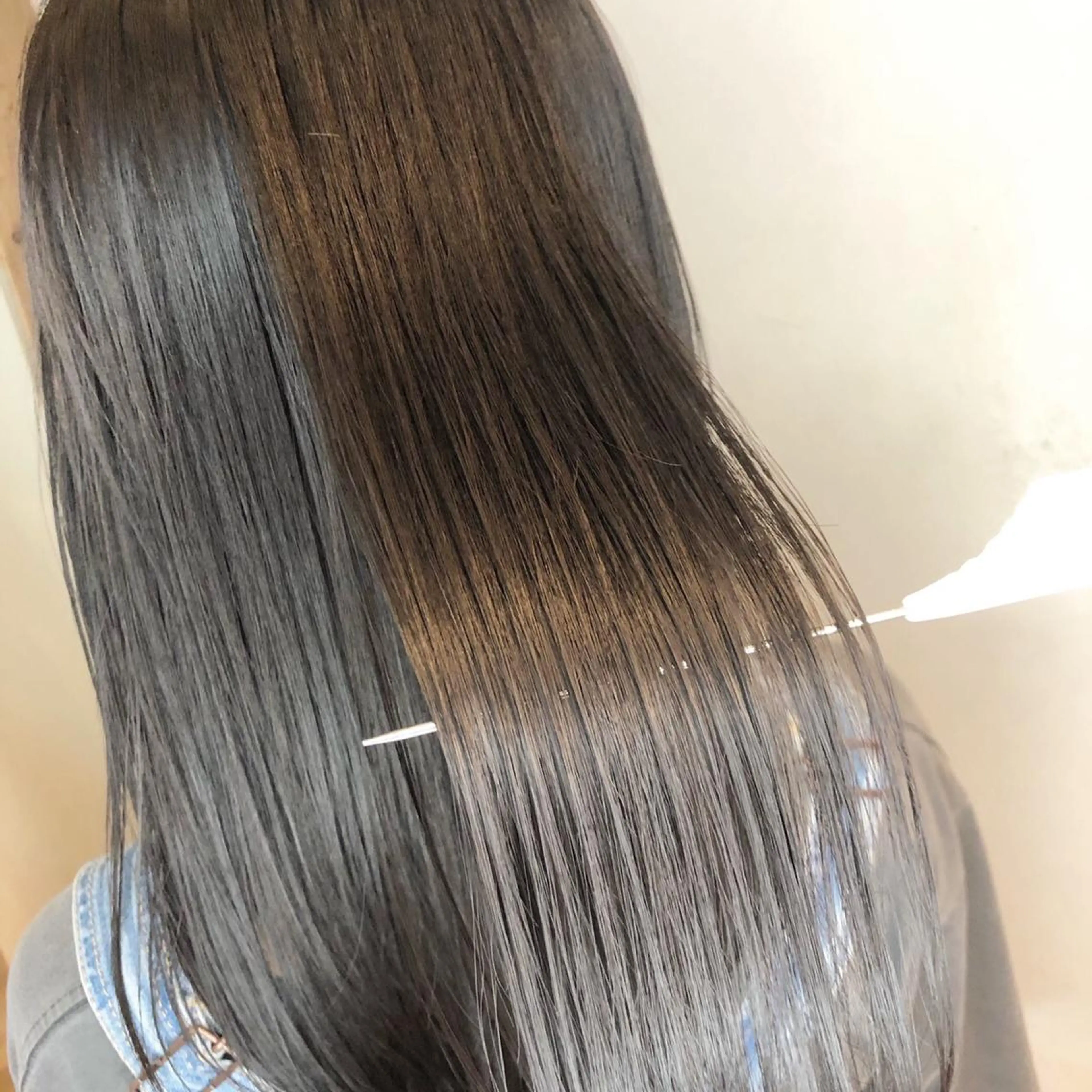 ロング イヤリングカラー Ai 浅草橋店のヘアスタイル