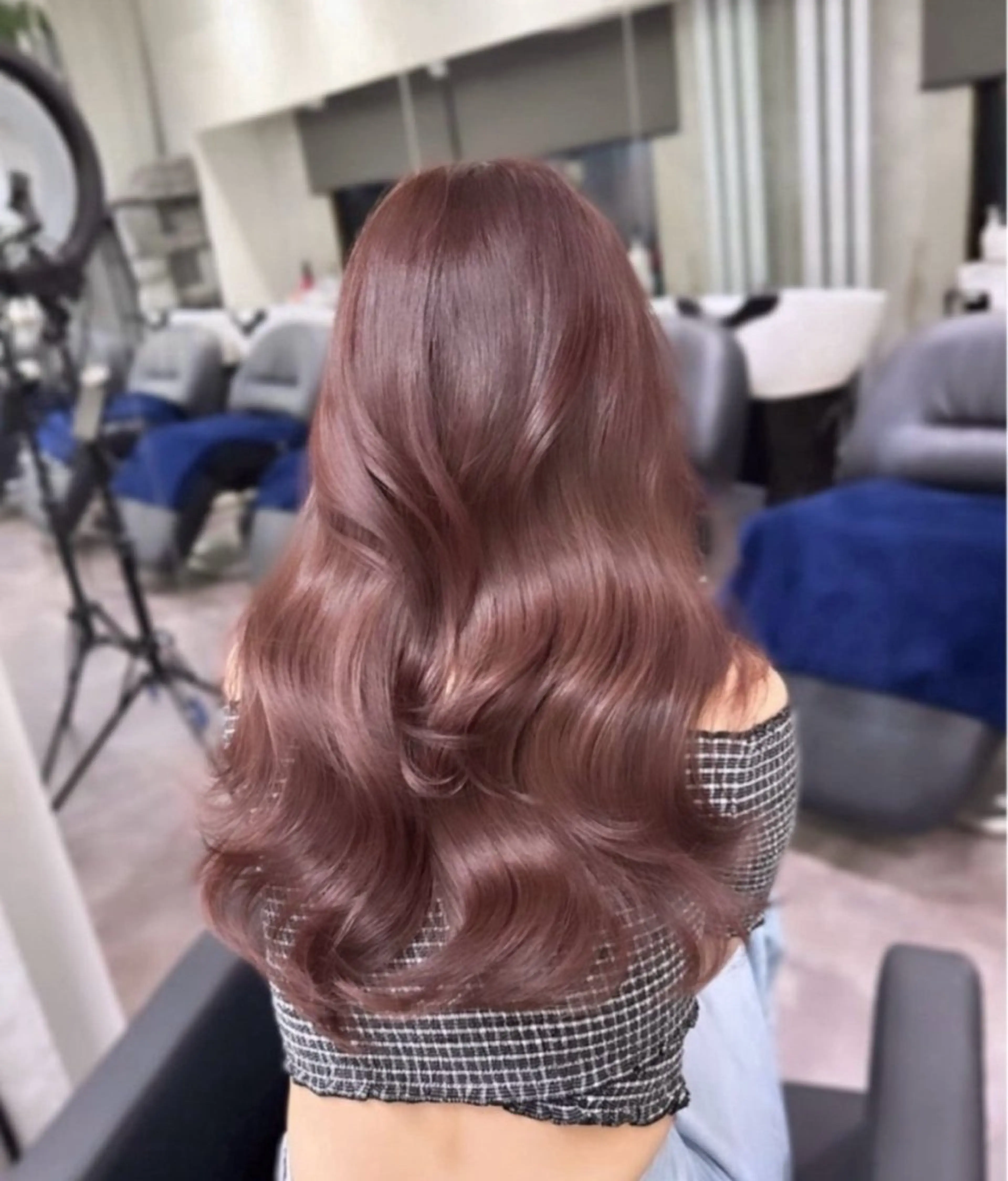 ロング シールエクステ エクステ 外国人風カラー 髪質改善 韓国風ヘア カット ヘアカラー トリートメント elyts-omotesando-所属・【elyts】 𝑲𝑶𝑼𝑲𝑰のヘアスタイル