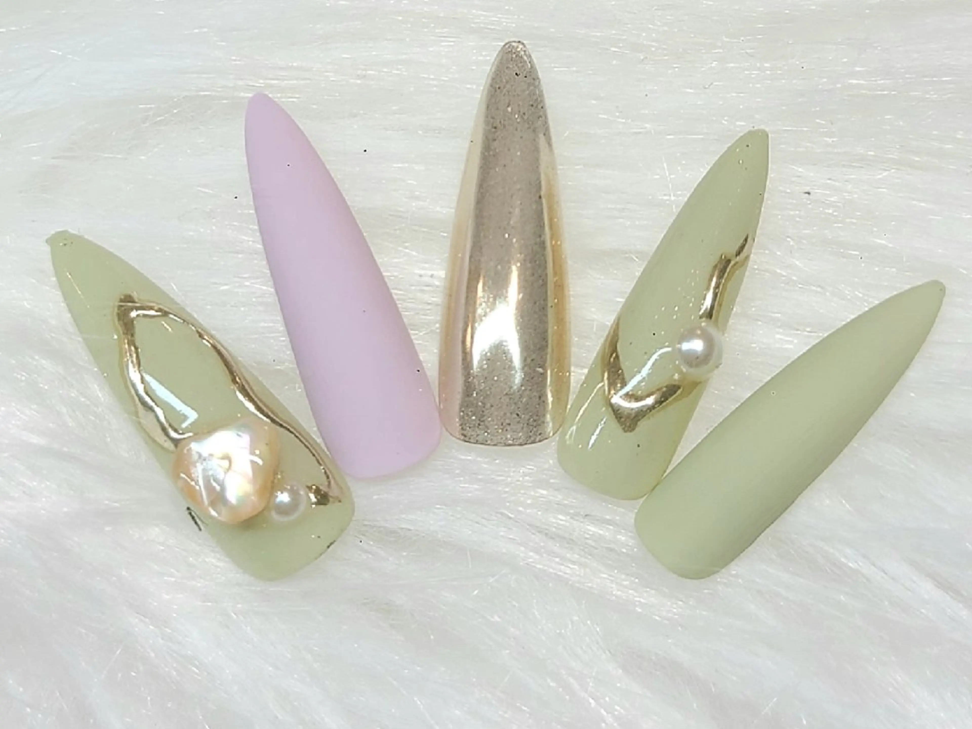 ネイル ハンドネイル 💛うるちゅる ネイル💛ERIKAのネイルデザイン