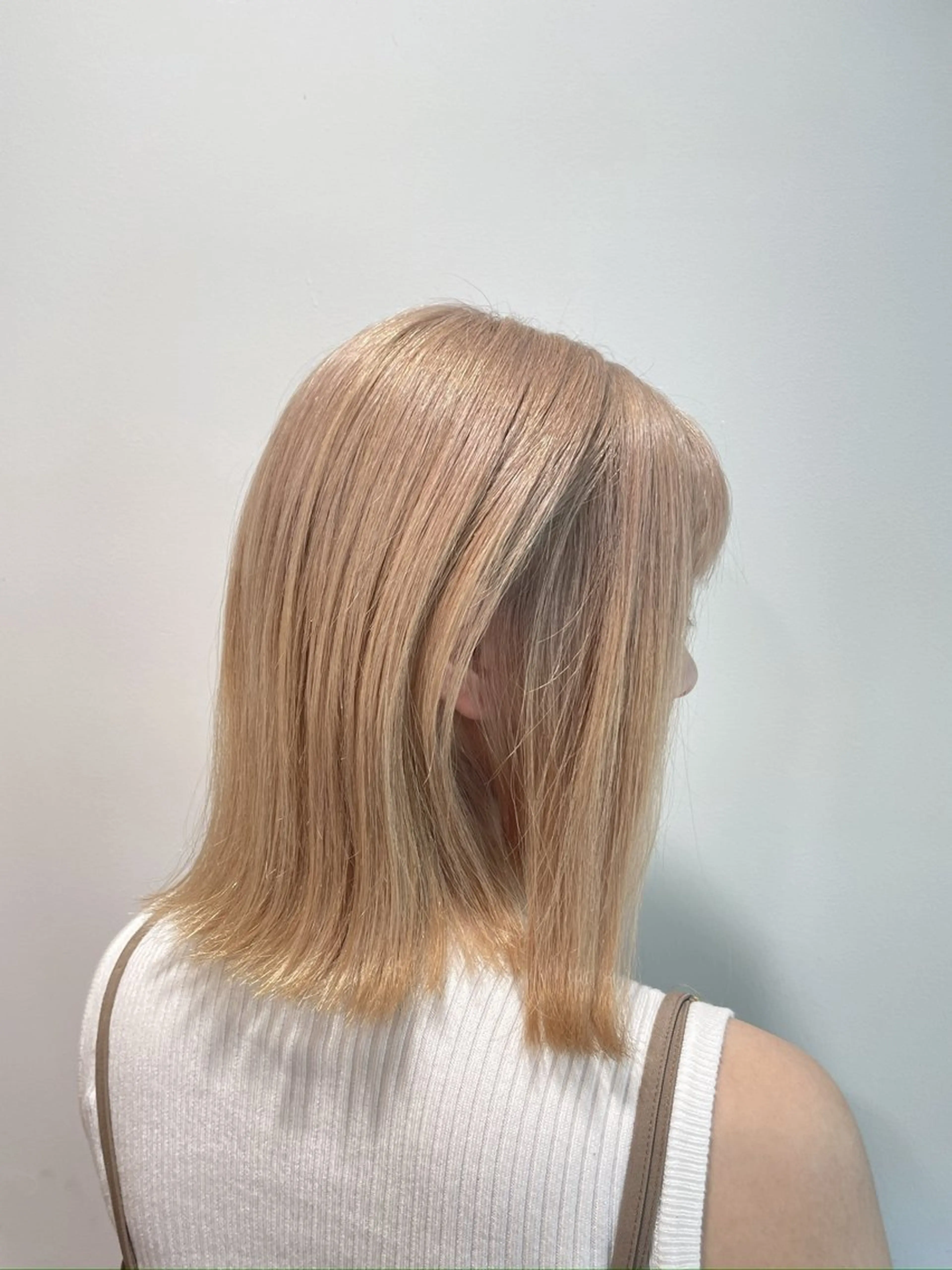 ミディアム カラー ハイトーンカラー カット ヘアカラー トリートメント 韓国風カラー🤎 𝒄𝒉𝒊𝒌𝒂のヘアスタイル
