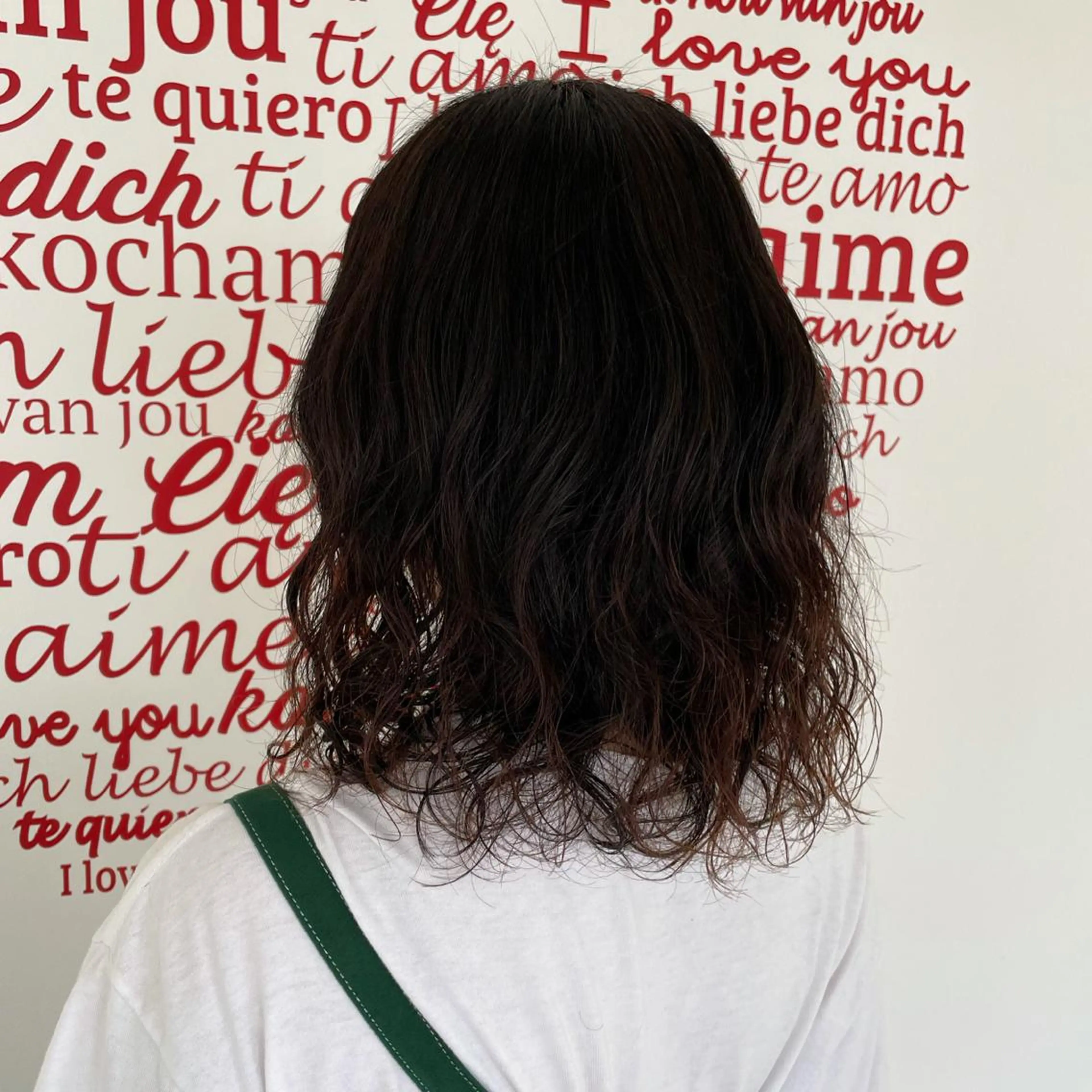 ミディアム パーマ CREAPY　日向野 利菜のヘアスタイル