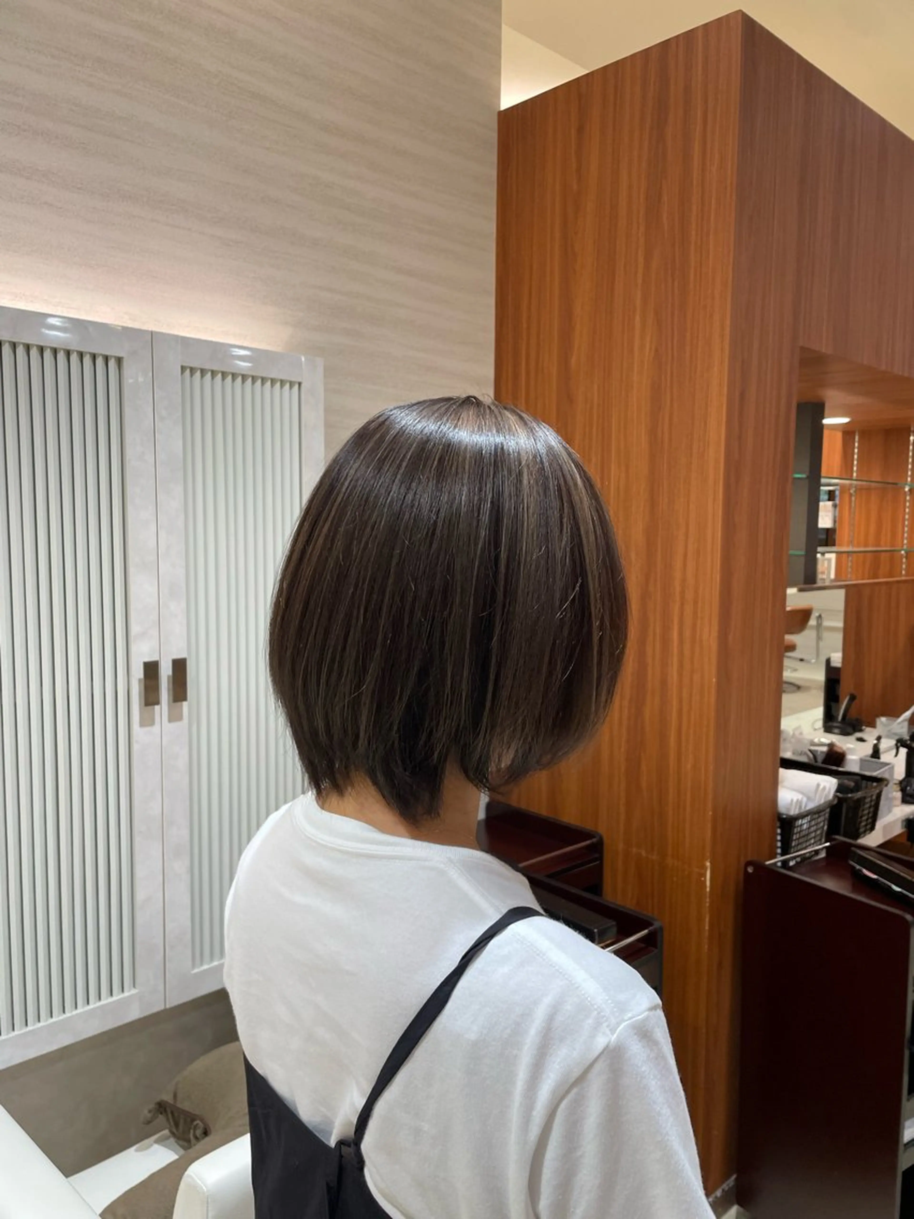 ショート カラー ヘアカラー ヘッドスパ ENTER 天神店所属・脱白髪染め白髪ぼかし TERA（寺崎）のヘアスタイル