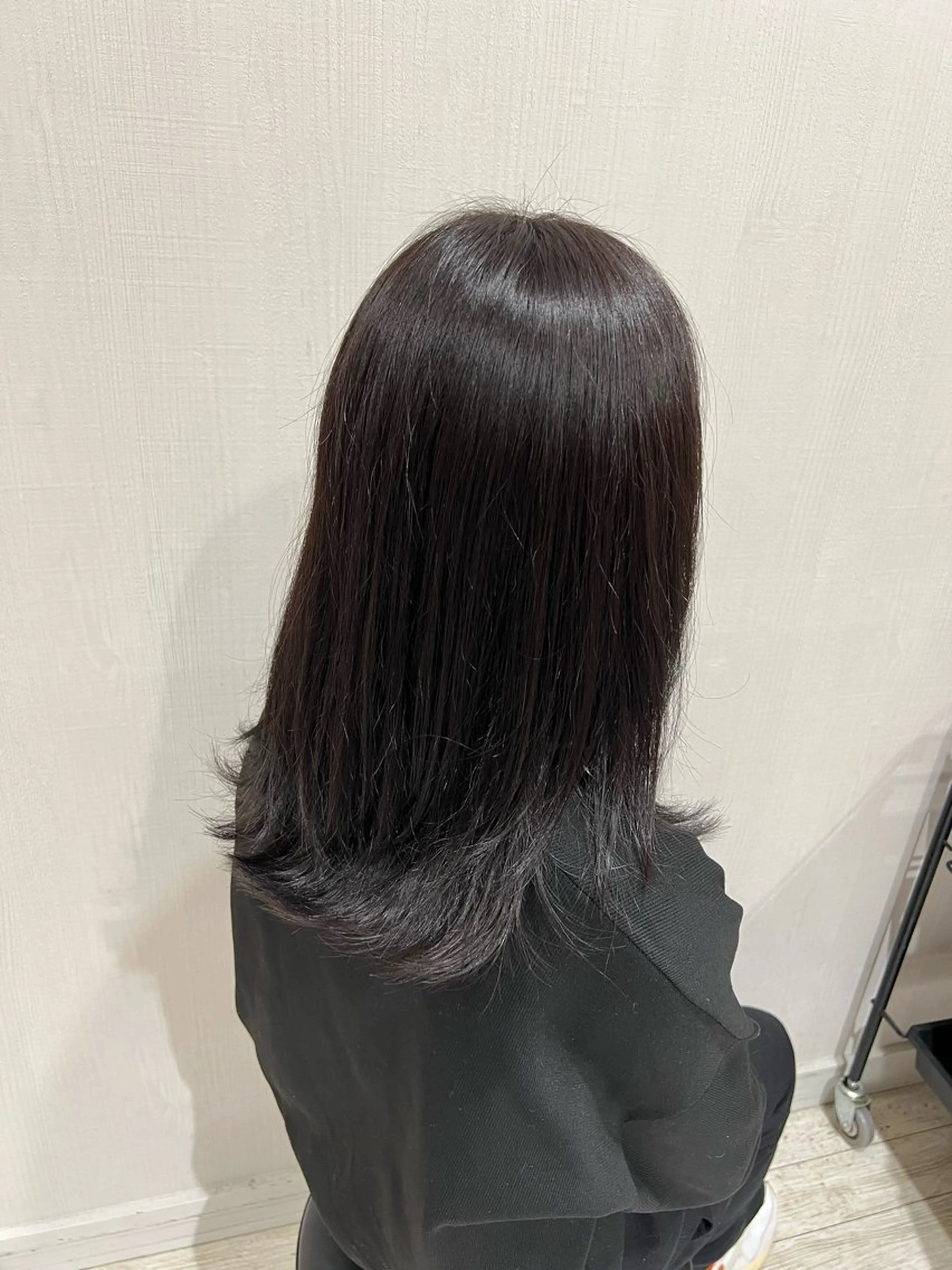 カラー グレージュ ヘアカラー トリートメント ayumi hondaのヘアスタイル