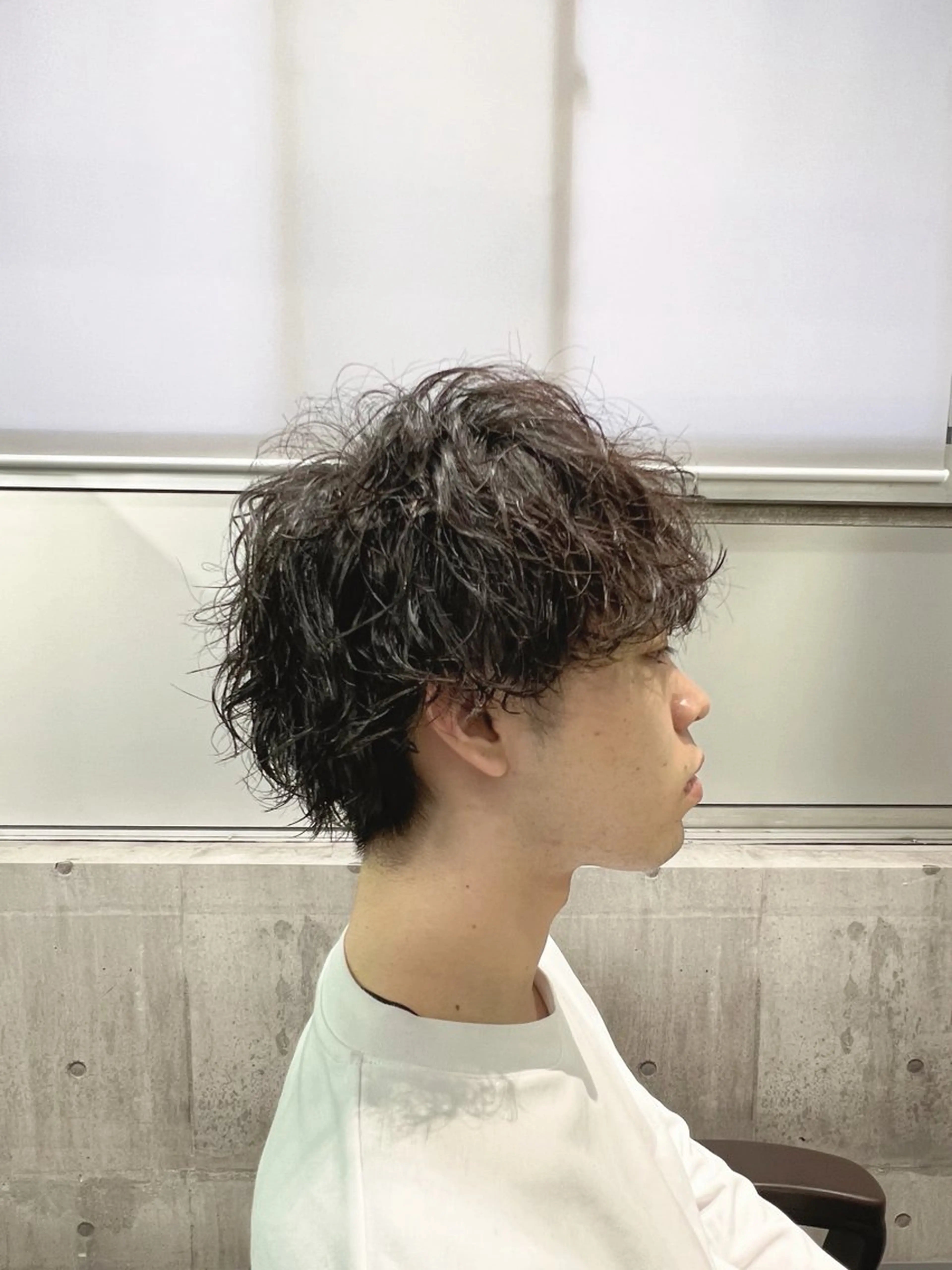 ショート パーマ メンズ メンズブリーチ メンズハイライト メンズインナーカラー ボブ ハイライト カット パーマ newi ナカノのヘアスタイル