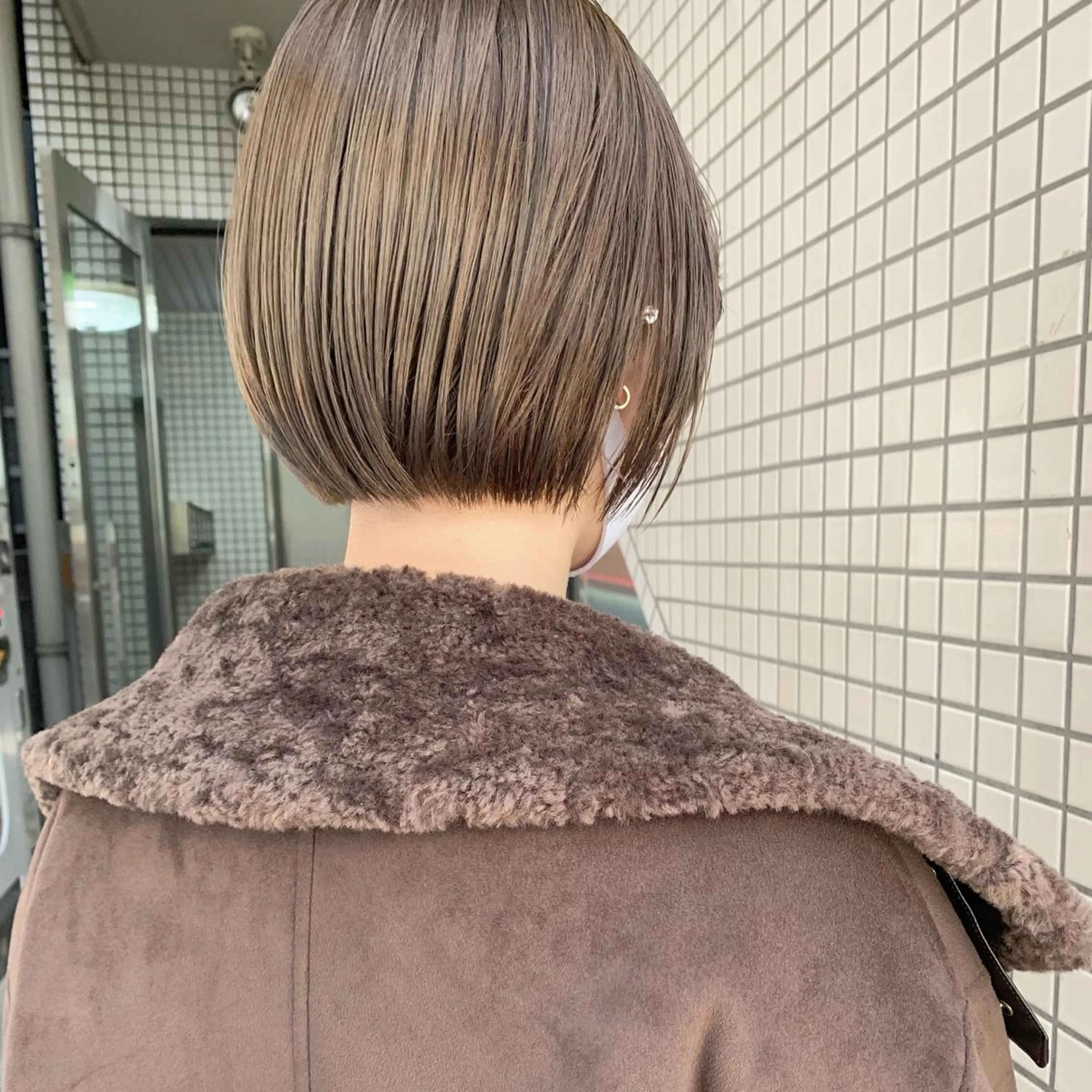 ショート カラー ヘアアレンジ ベージュカラー ボブ カット ヘアカラー トリートメント 🌿ニュアンスパーマ /ショート淳平のヘアスタイル