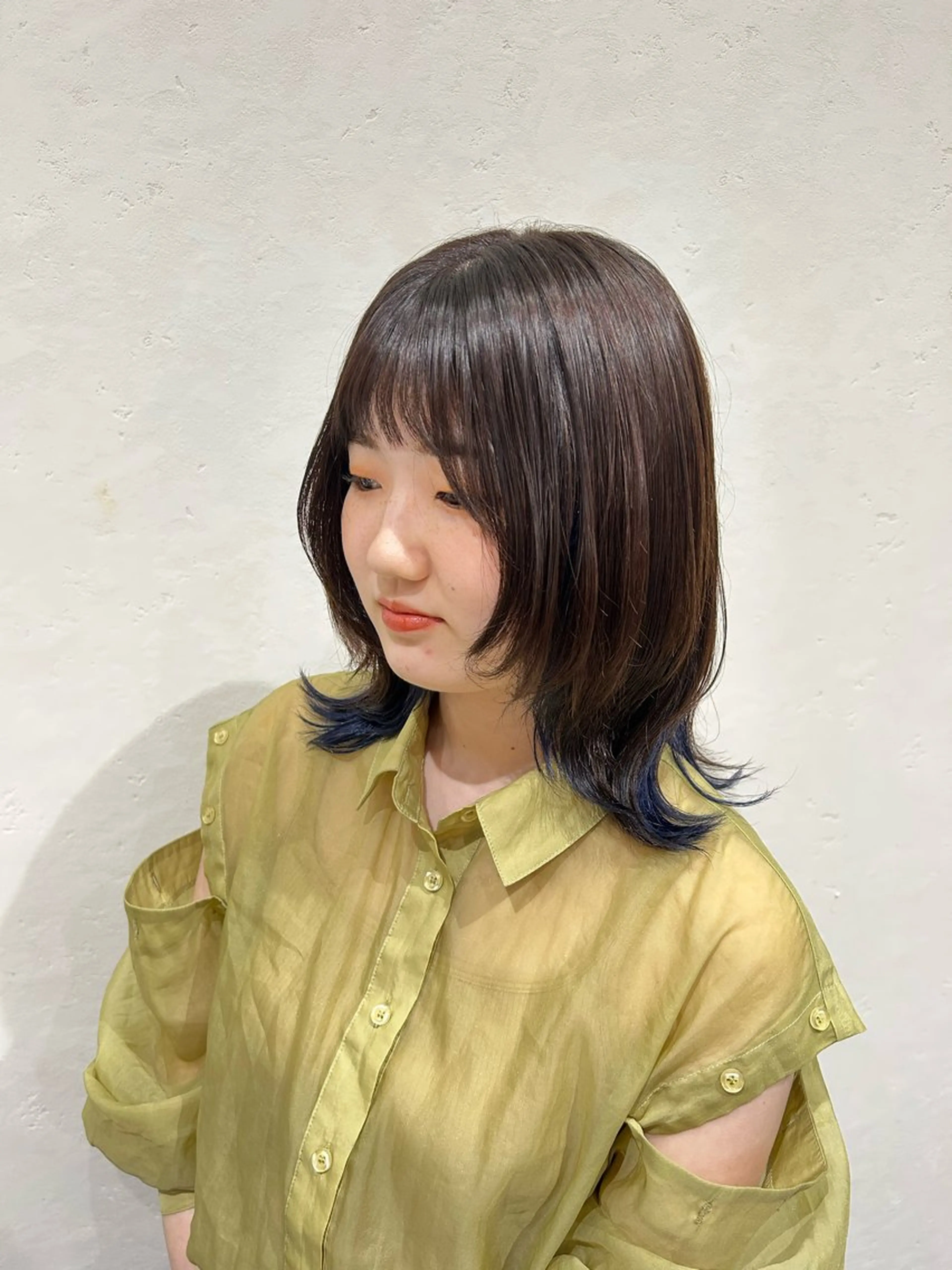 【👾平日限定 👾】ワンブリーチ+ワンカラー デザインカラーはお任せ下さい✨️の写真