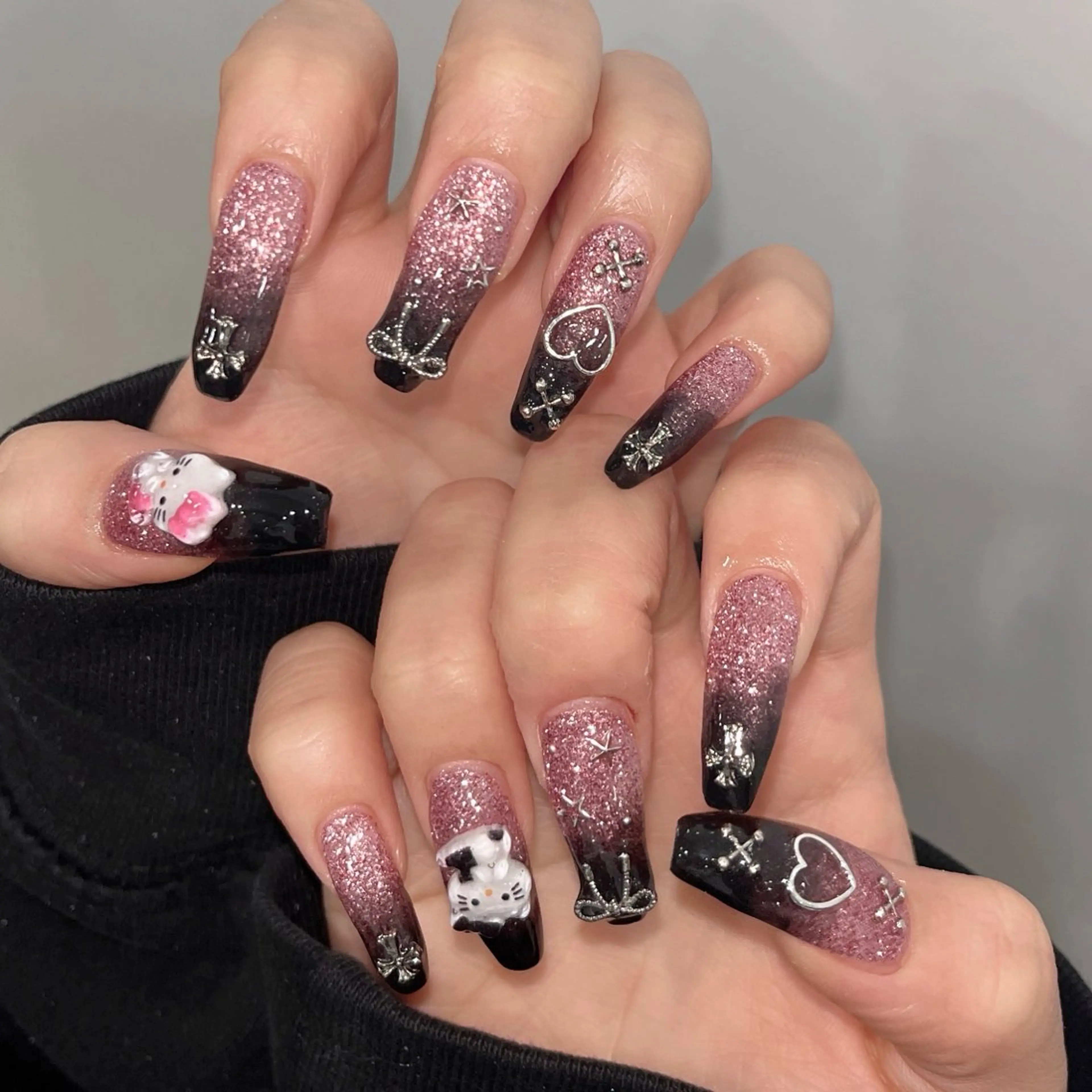 ネイル ピンク ハンドネイル moca心斎橋店 Aina🐈‍⬛🤍のネイルデザイン