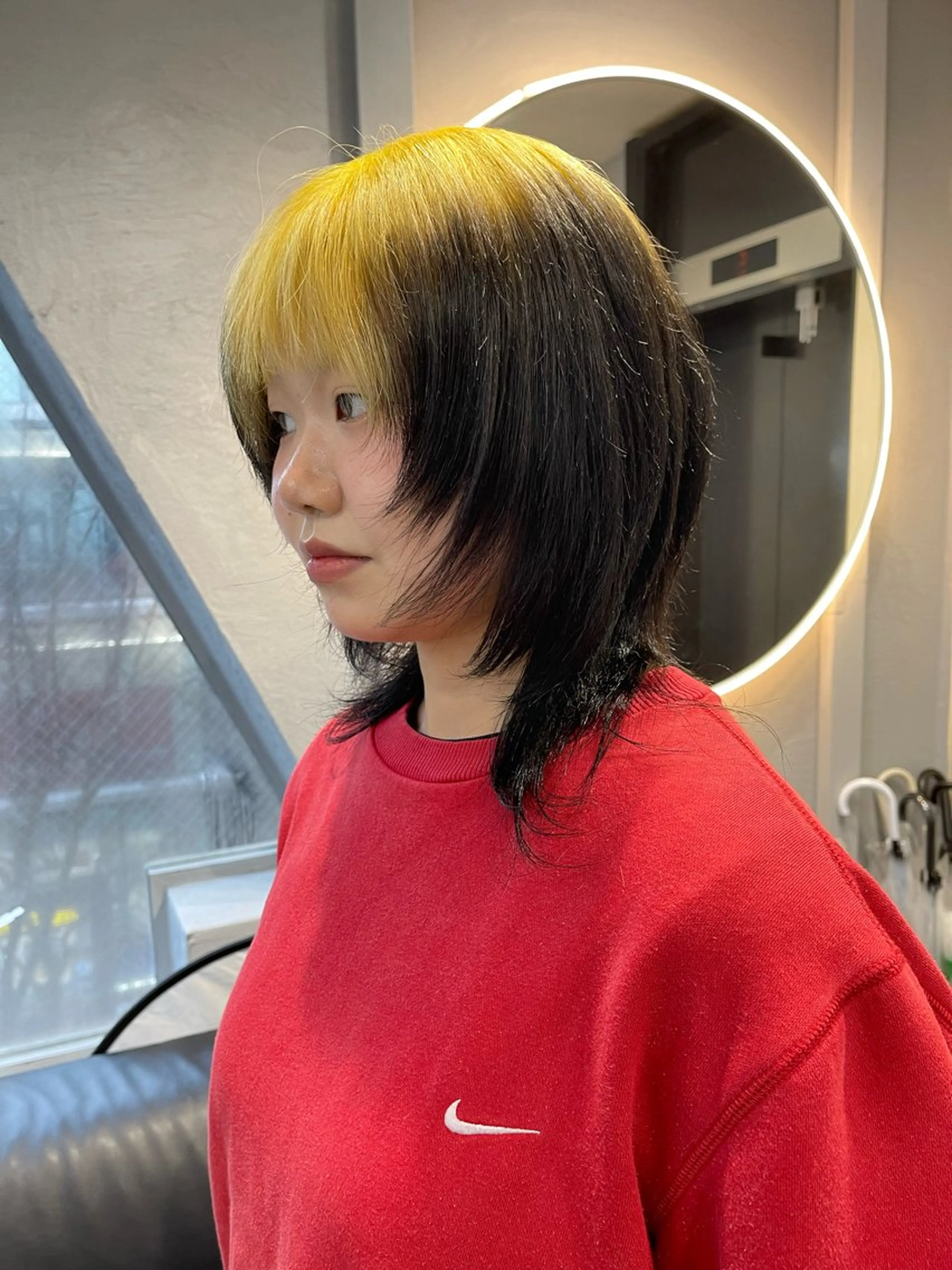 ミディアム カラー ベージュカラー ブリーチ ケアブリーチ デザインカラー ダブルカラー ヘアカラー トリートメント 宮崎　達也 ブリーチ／レイヤーのヘアスタイル