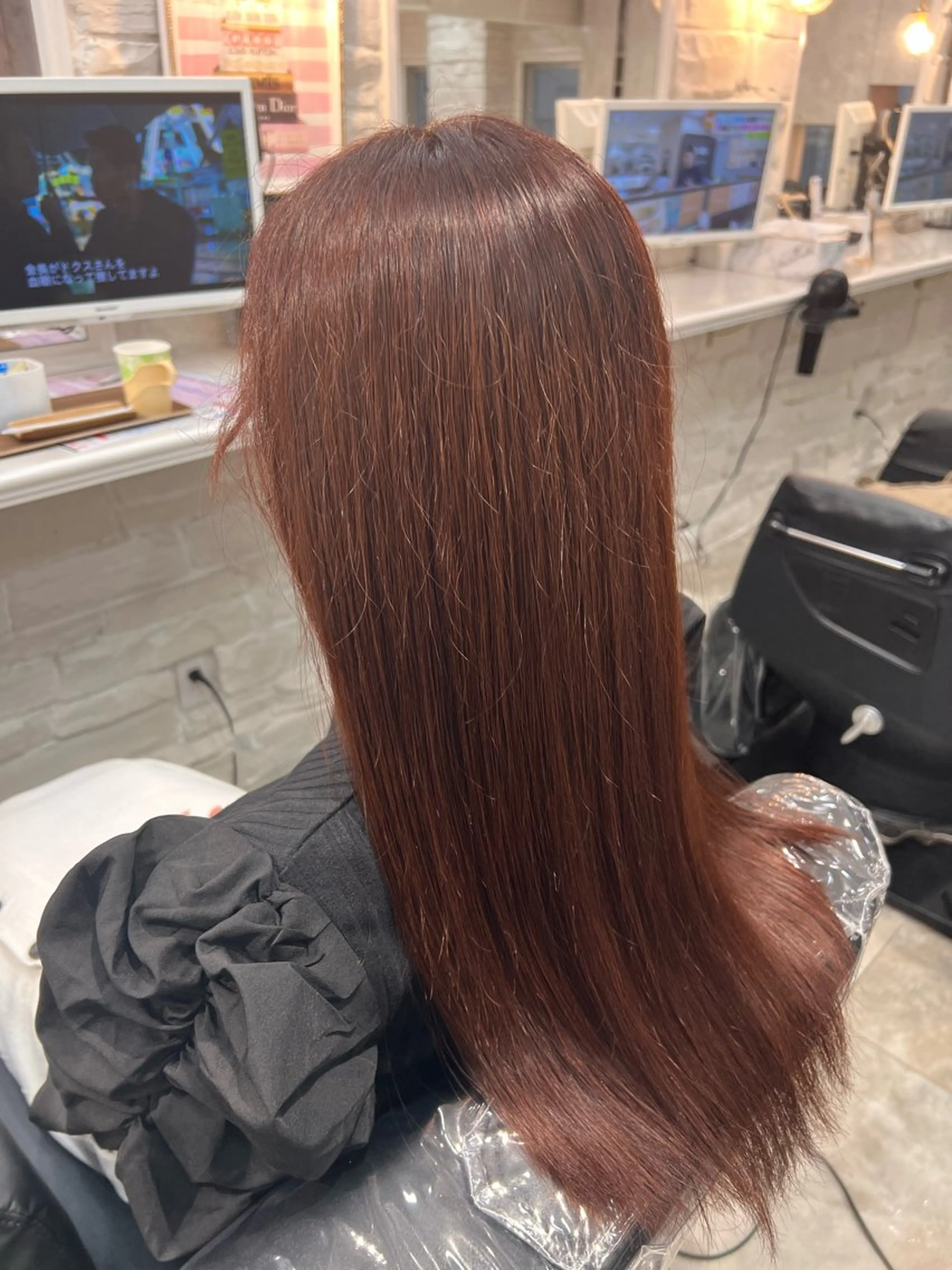 ロング カラー 細矢 翔太のヘアスタイル