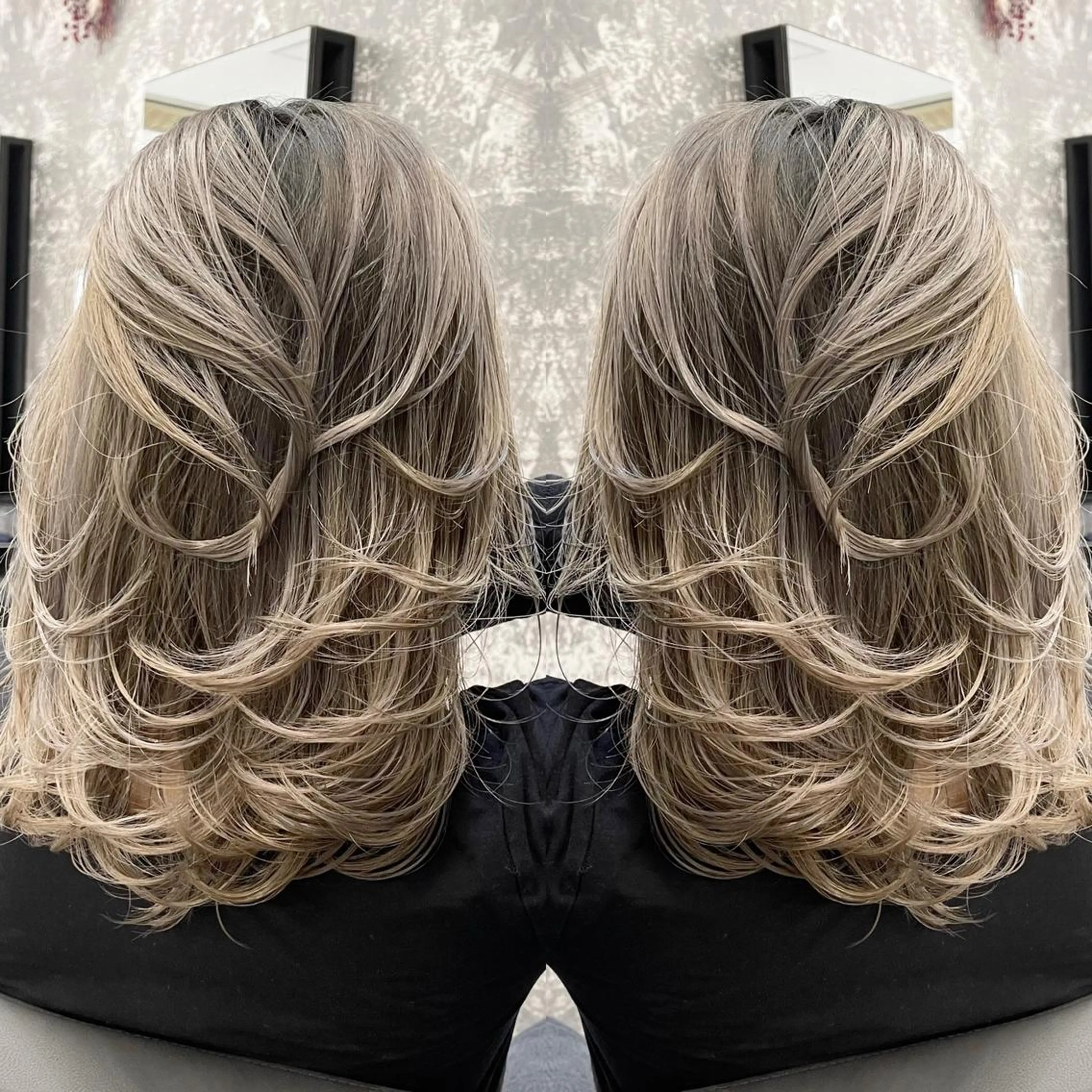 ミディアム カラー ヘアアレンジ バレイヤージュ デザインカラー ハイライトカラー 外国人風カラー ハイライト アンドウ ユウ/ レイヤーカット/韓国のヘアスタイル