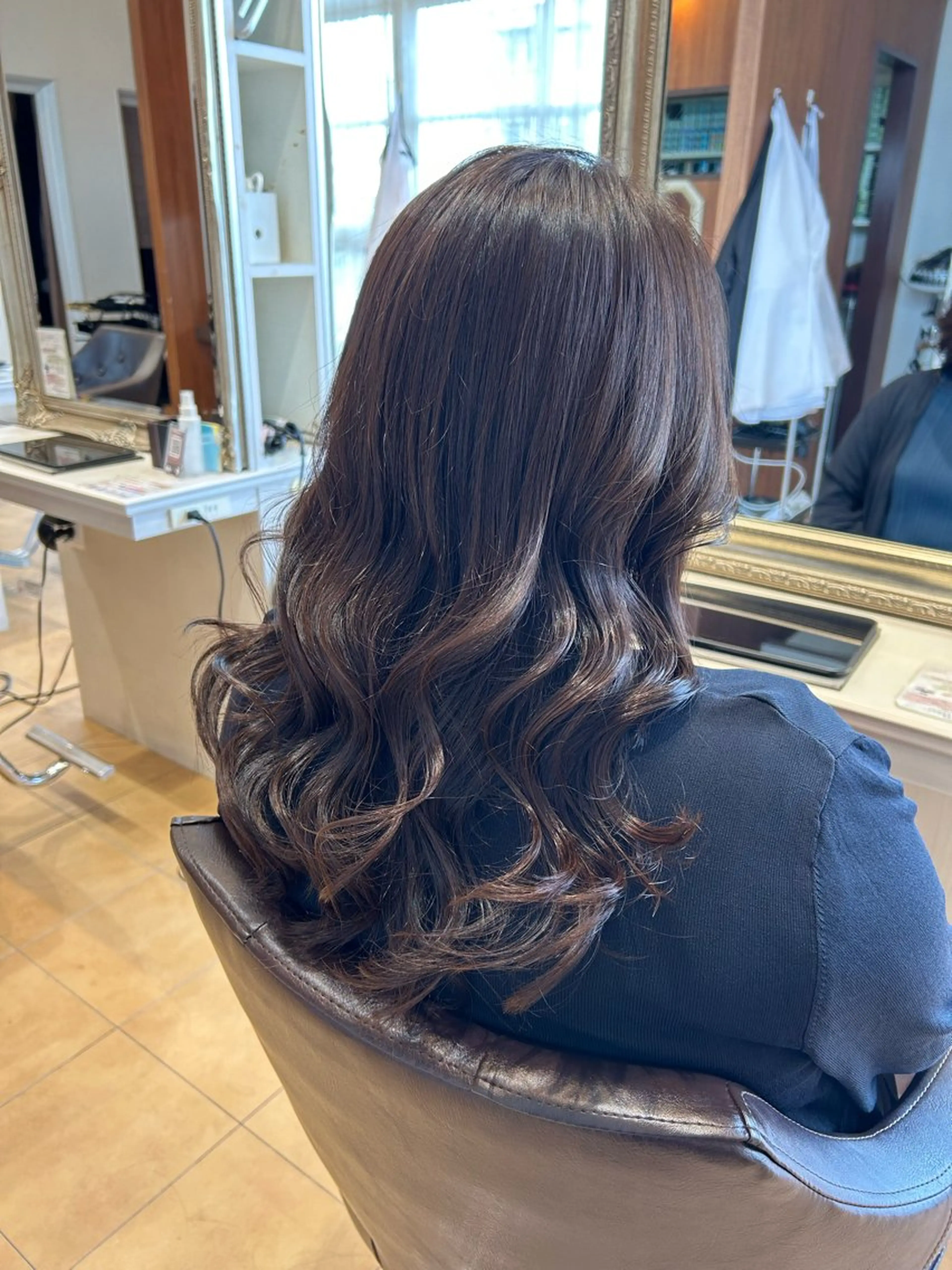 カラー カット ヘアカラー 今中 紗英のヘアスタイル
