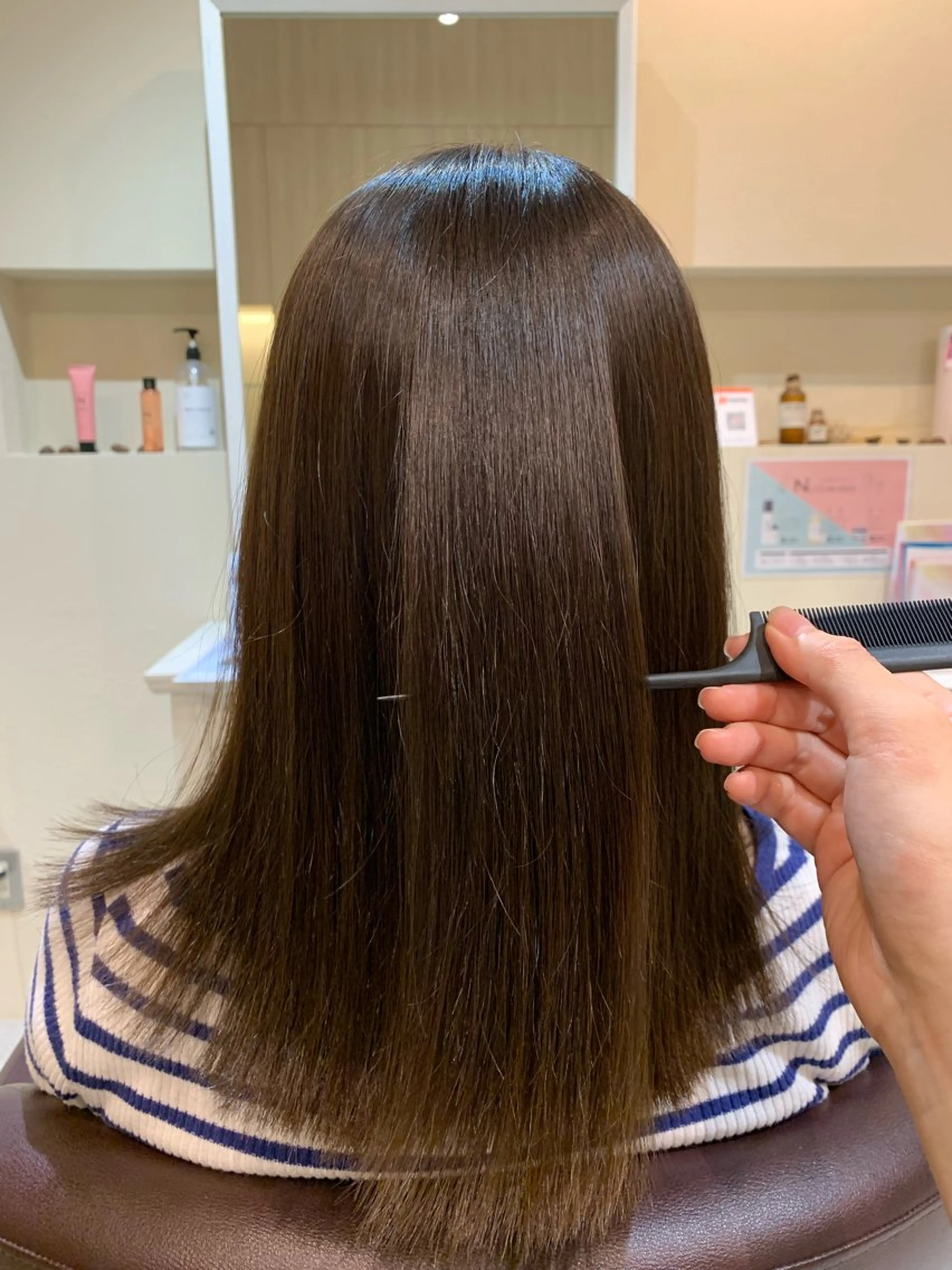 ミディアム カラー 切りっぱなしボブ 透明感カラー ボブ カット ヘアカラー トリートメント mulum hair dressing salon所属・yuuki🌷名古屋 栄　ボブ/カラーのヘアスタイル
