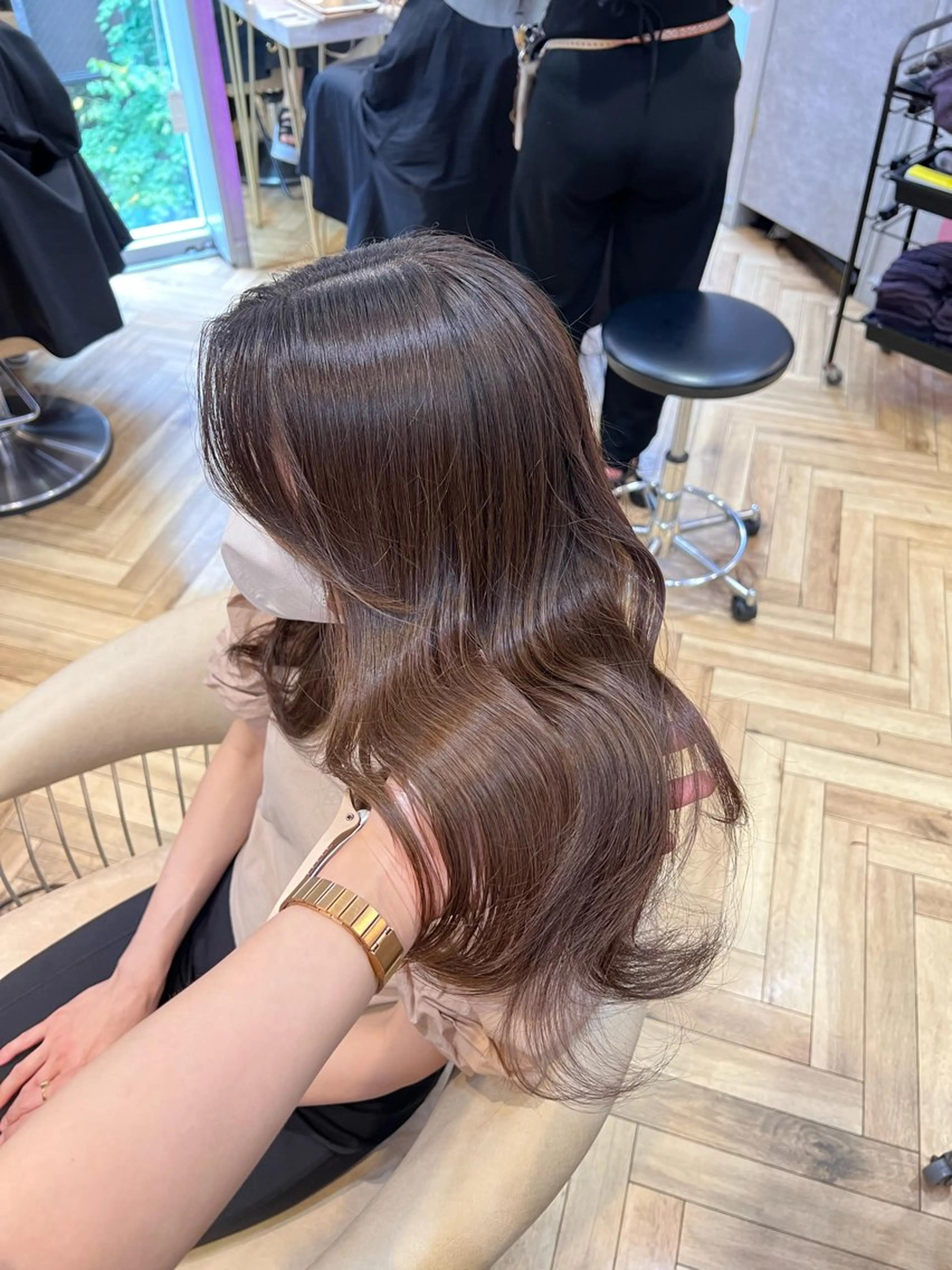 セミロング カラー ヘアアレンジ ベージュカラー 🎀韓国レイヤー🎀 顔周り　とばみかのヘアスタイル