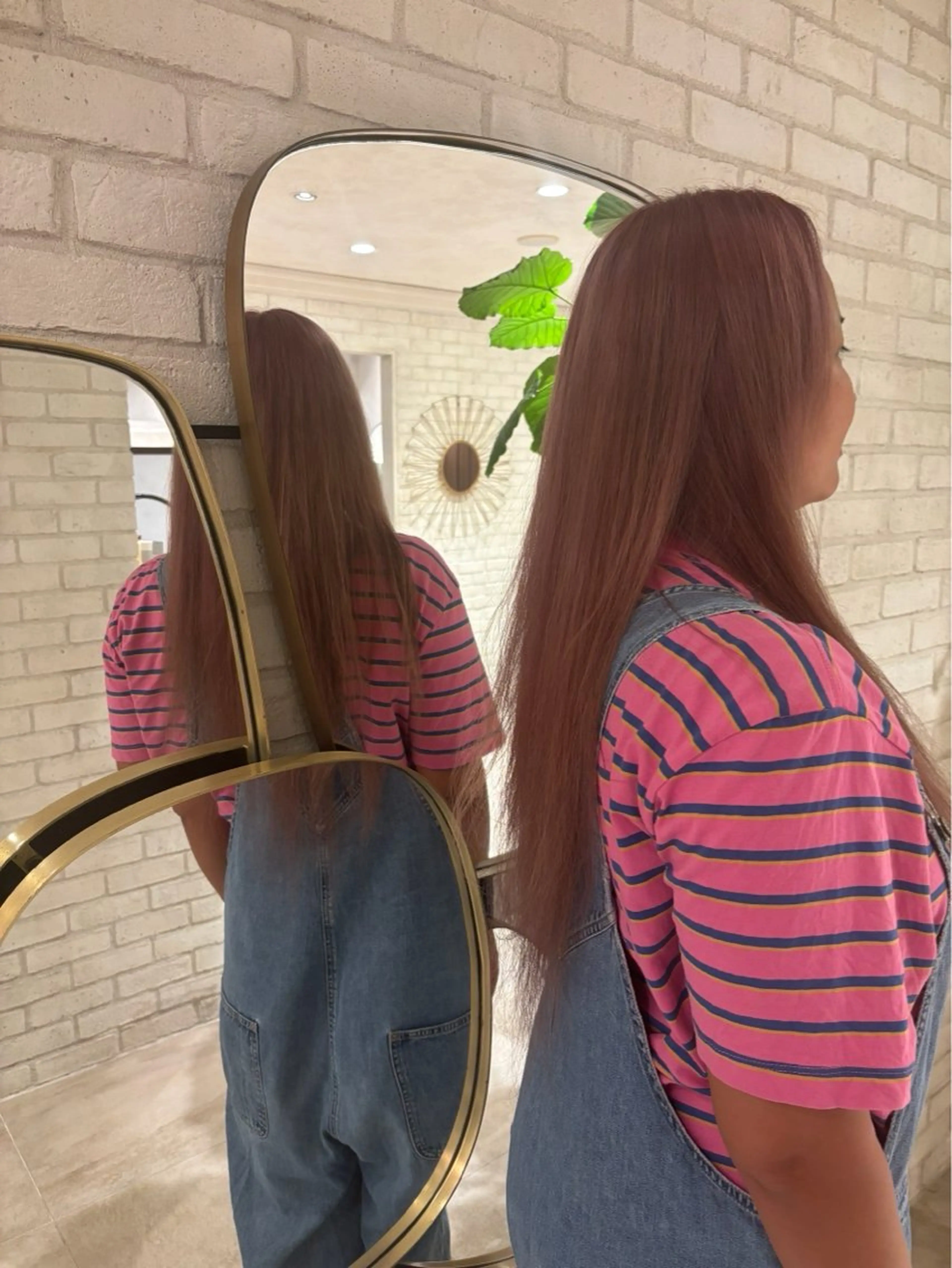 カラー ヘアカラー 森 泉琴のヘアスタイル