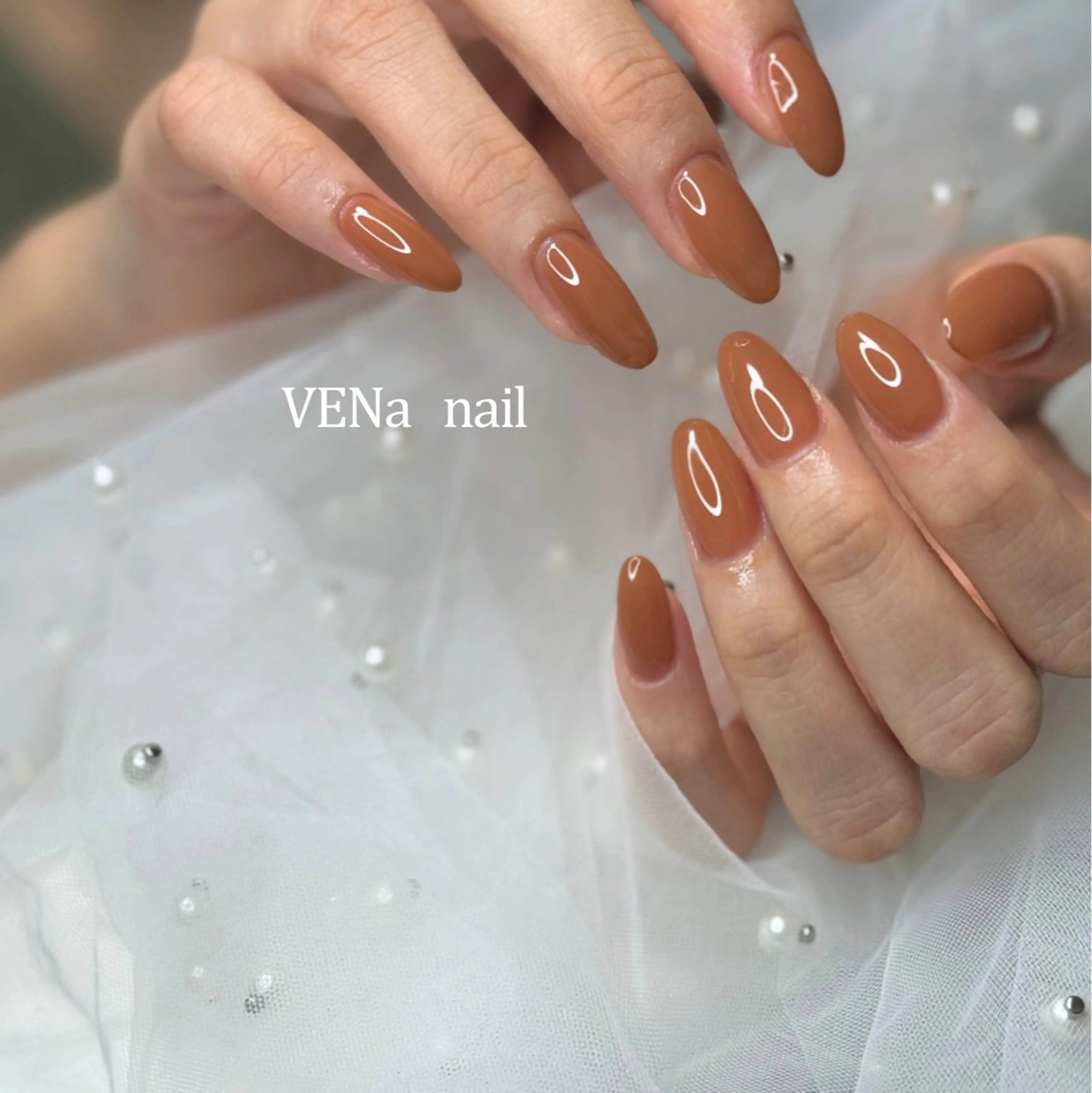 ネイル ボルドー マグネットネイル 持ち込み ワンカラーネイル 冬ネイル ハンドネイル VENa eye＆ nail salonのネイルデザイン