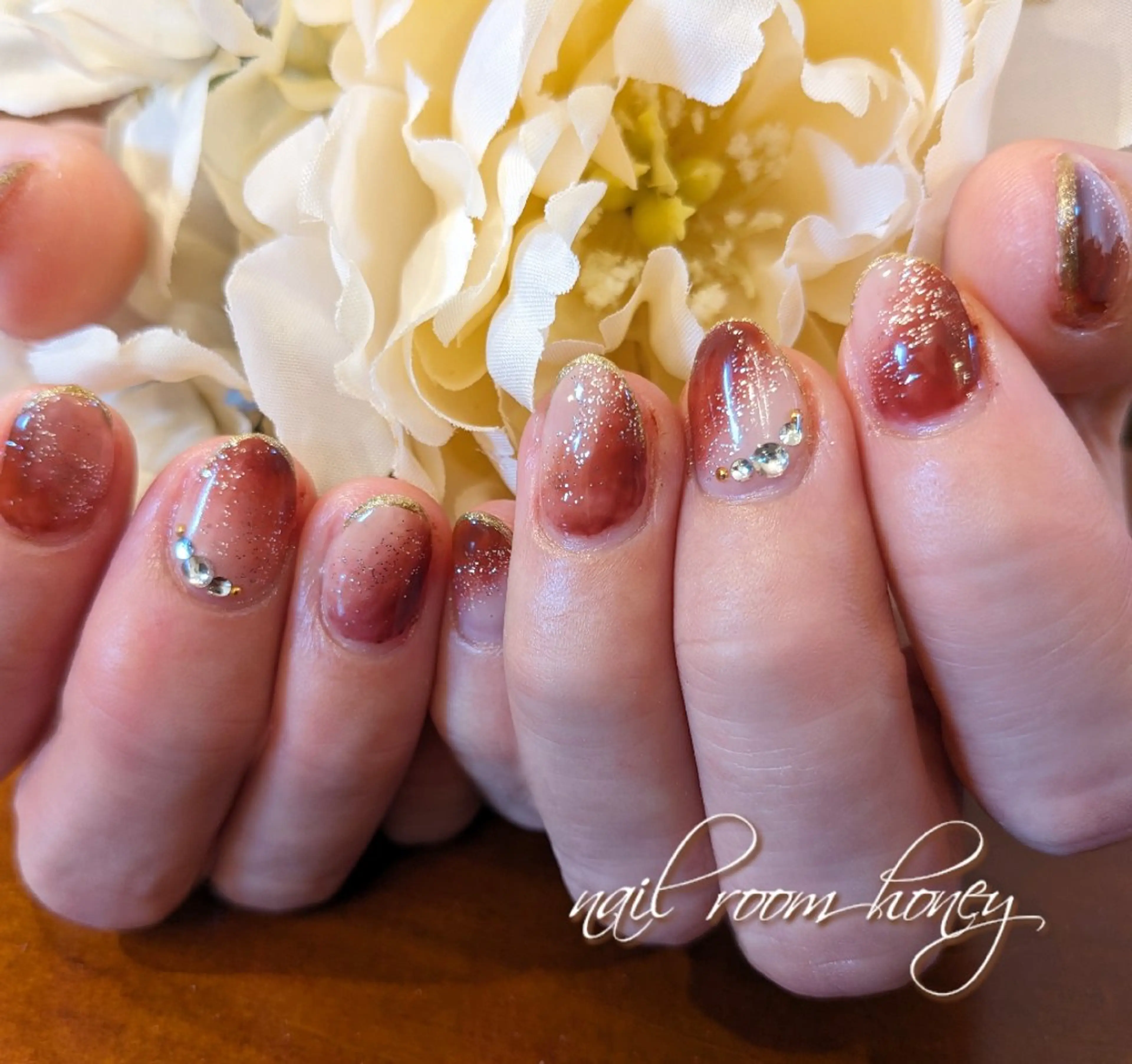 ネイル ブラウン nail room  honeyのネイルデザイン