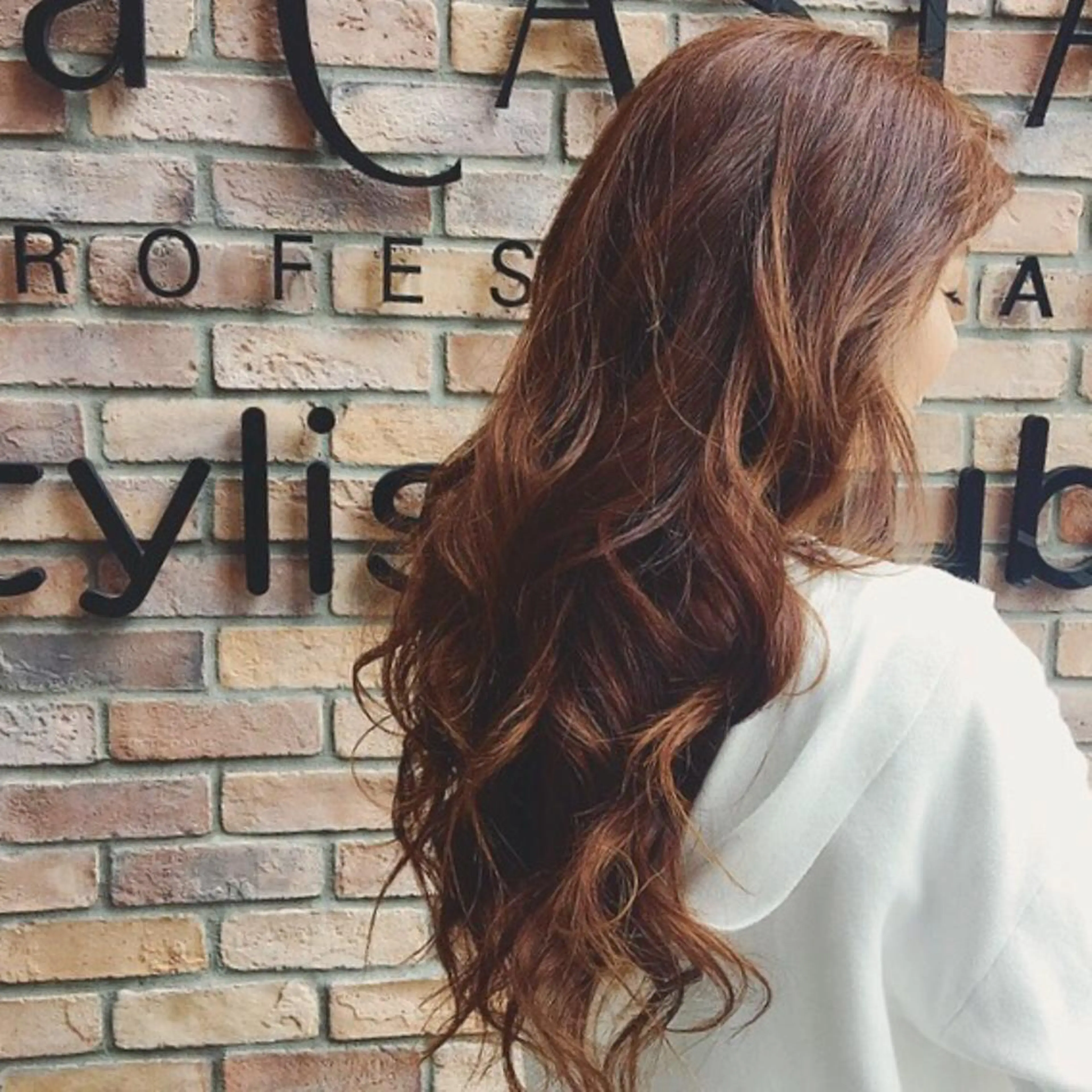 ロング カラー ブラウンカラー オレンジ オレンジブラウン La CASTA  hair stylist club所属・大橋 祐介のヘアスタイル