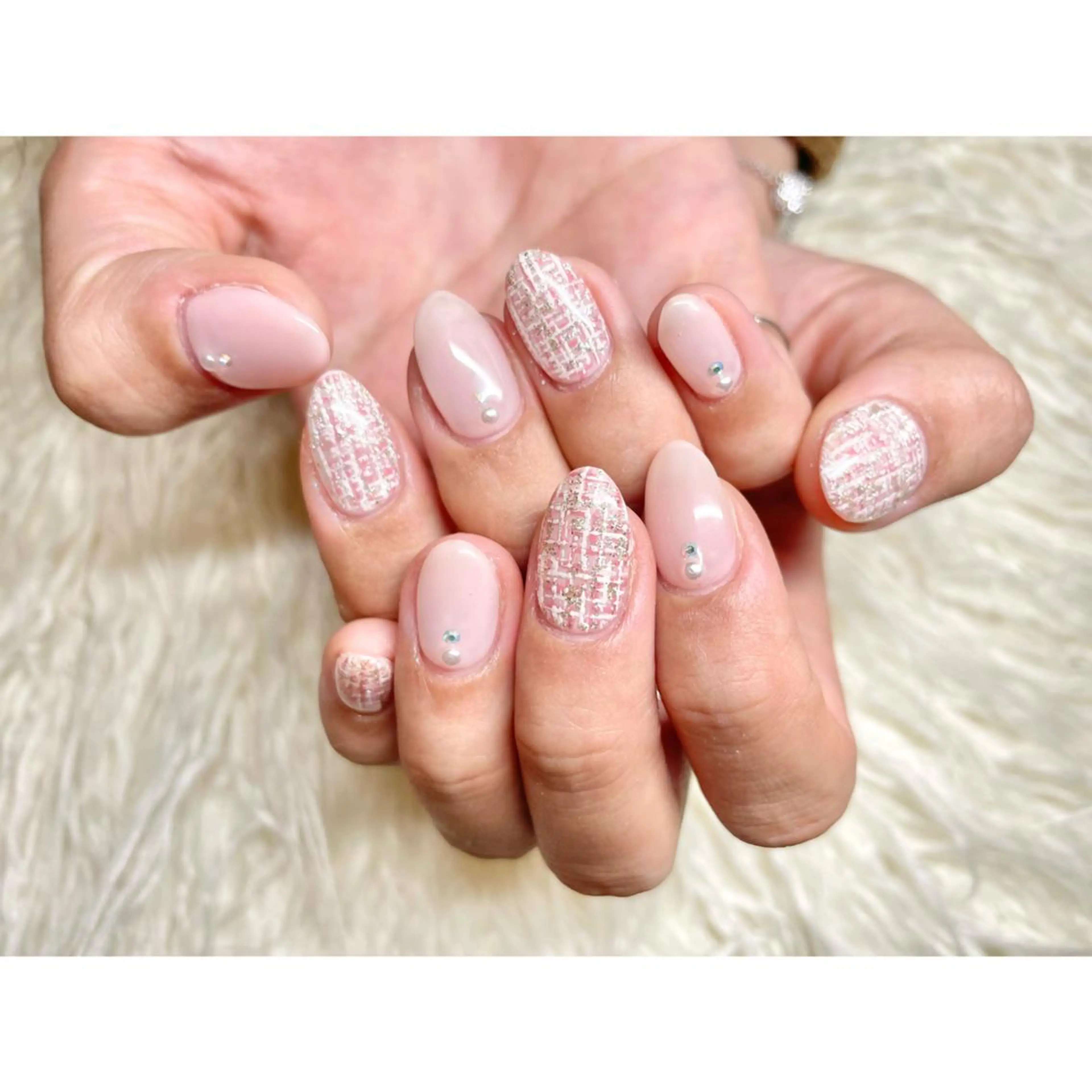 ネイル ピンク ツイードネイル Nail salon LuaRのネイルデザイン