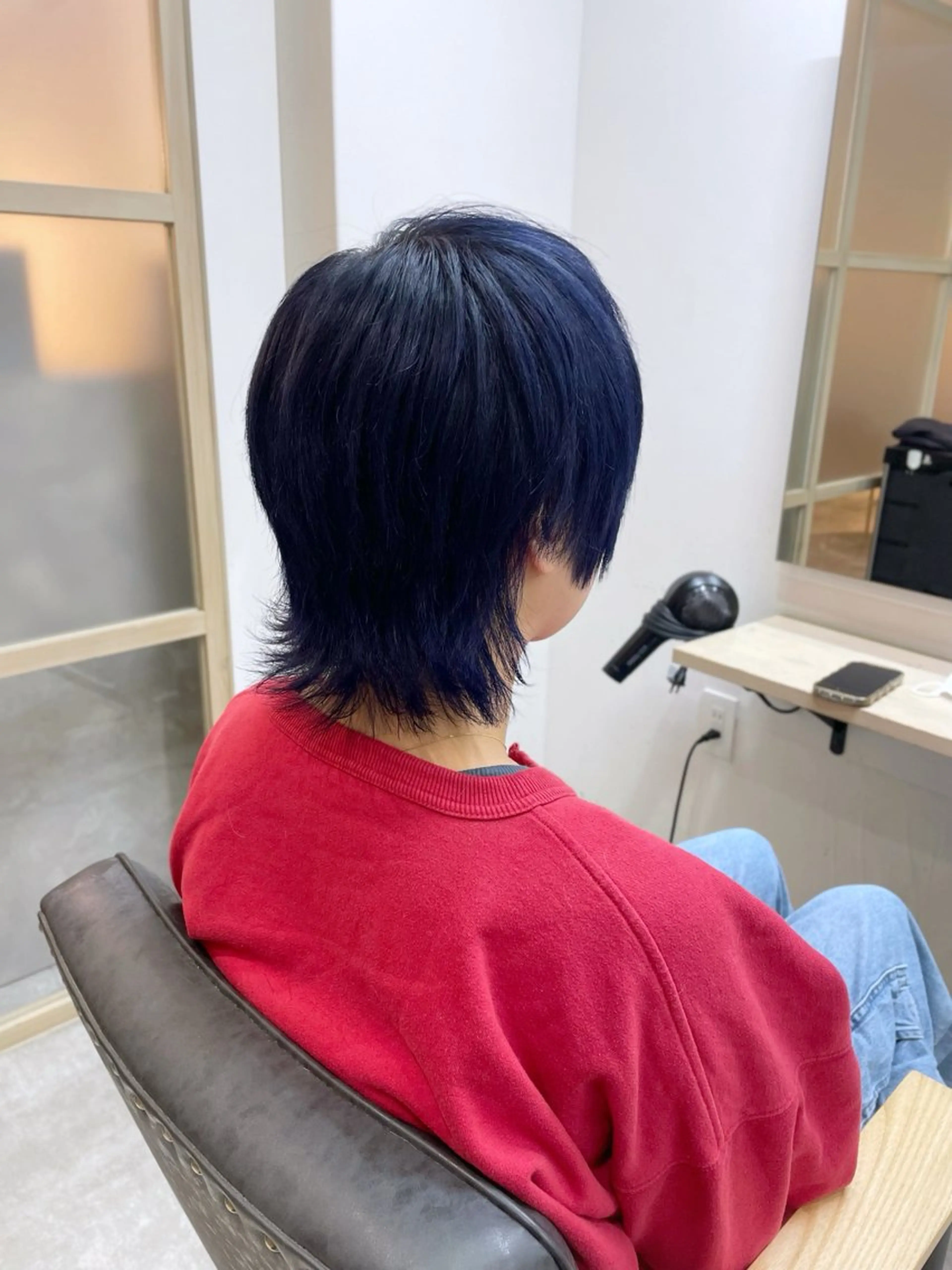 ミディアム カラー ブルーカラー カット ヘアカラー トリートメント EMANON新宿南口所属・🦄中性ウルフ ☁️Shiori🦄のヘアスタイル