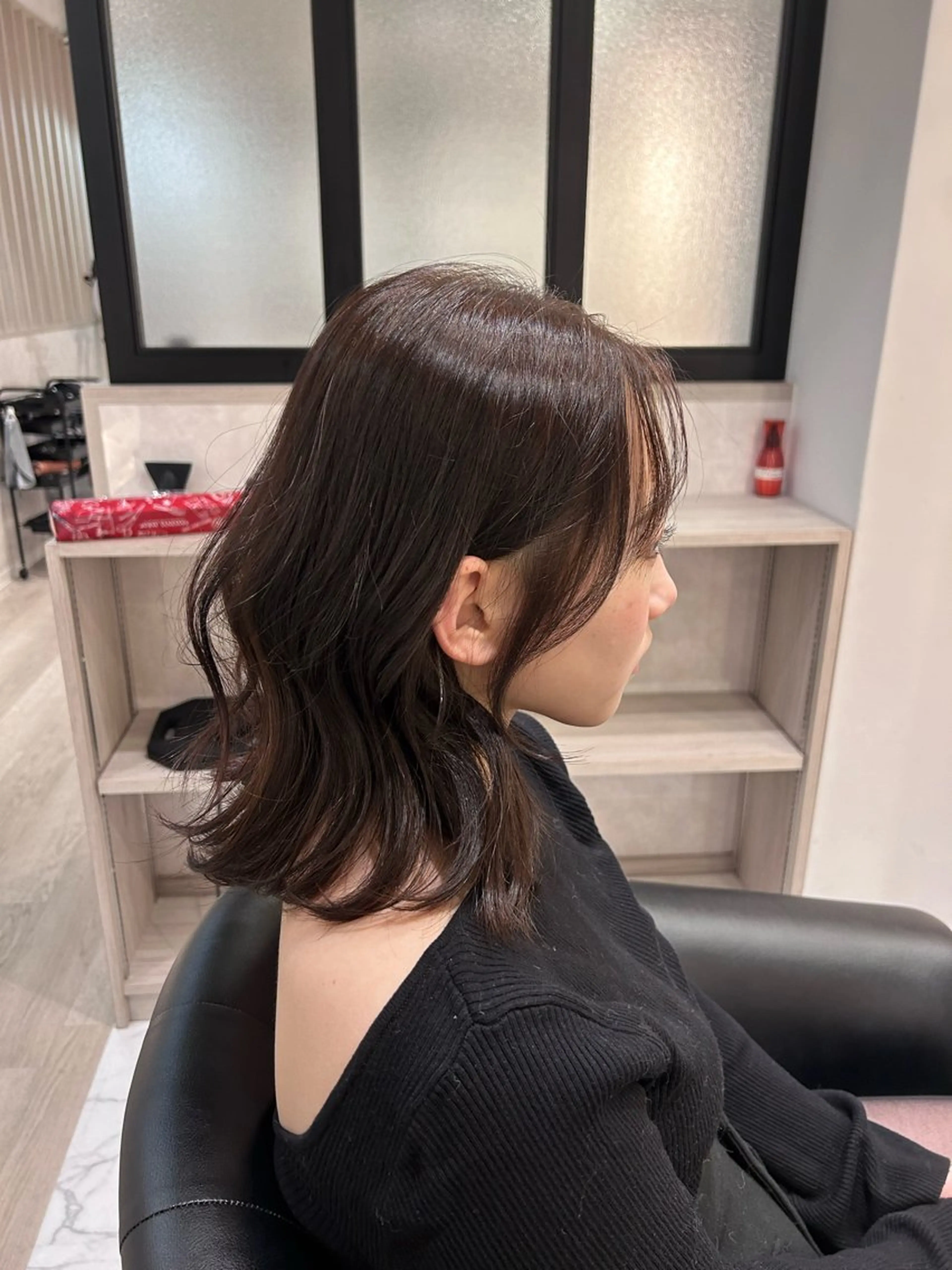 ミディアム カラー カット ヘアカラー トリートメント &chaLme   心斎橋所属・emi/髪質改善/ 韓国風/艶カラーのヘアスタイル