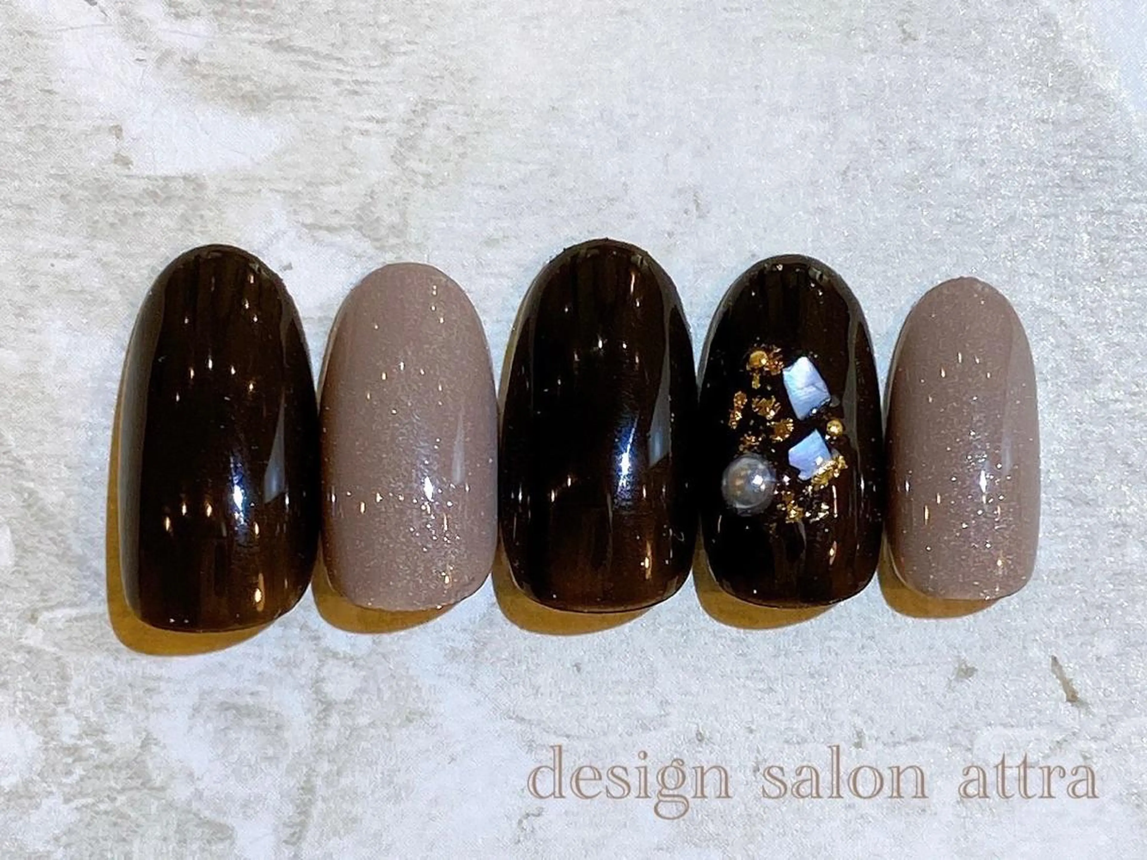 ネイル ハンドネイル デザインサロン attra 本八幡店のネイルデザイン