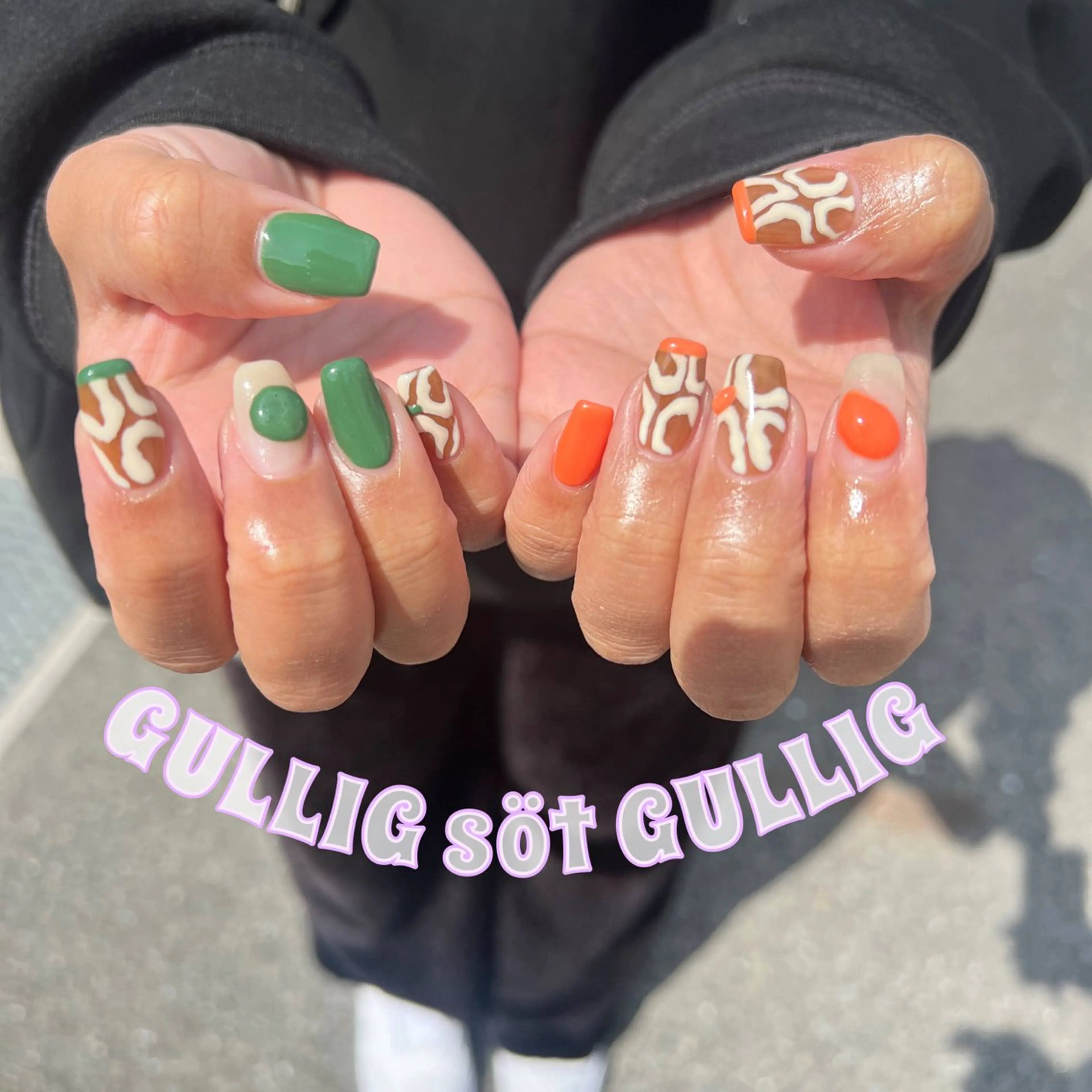 ネイル ハンドネイル フットネイル GULLIG söt GULLIGのネイルデザイン