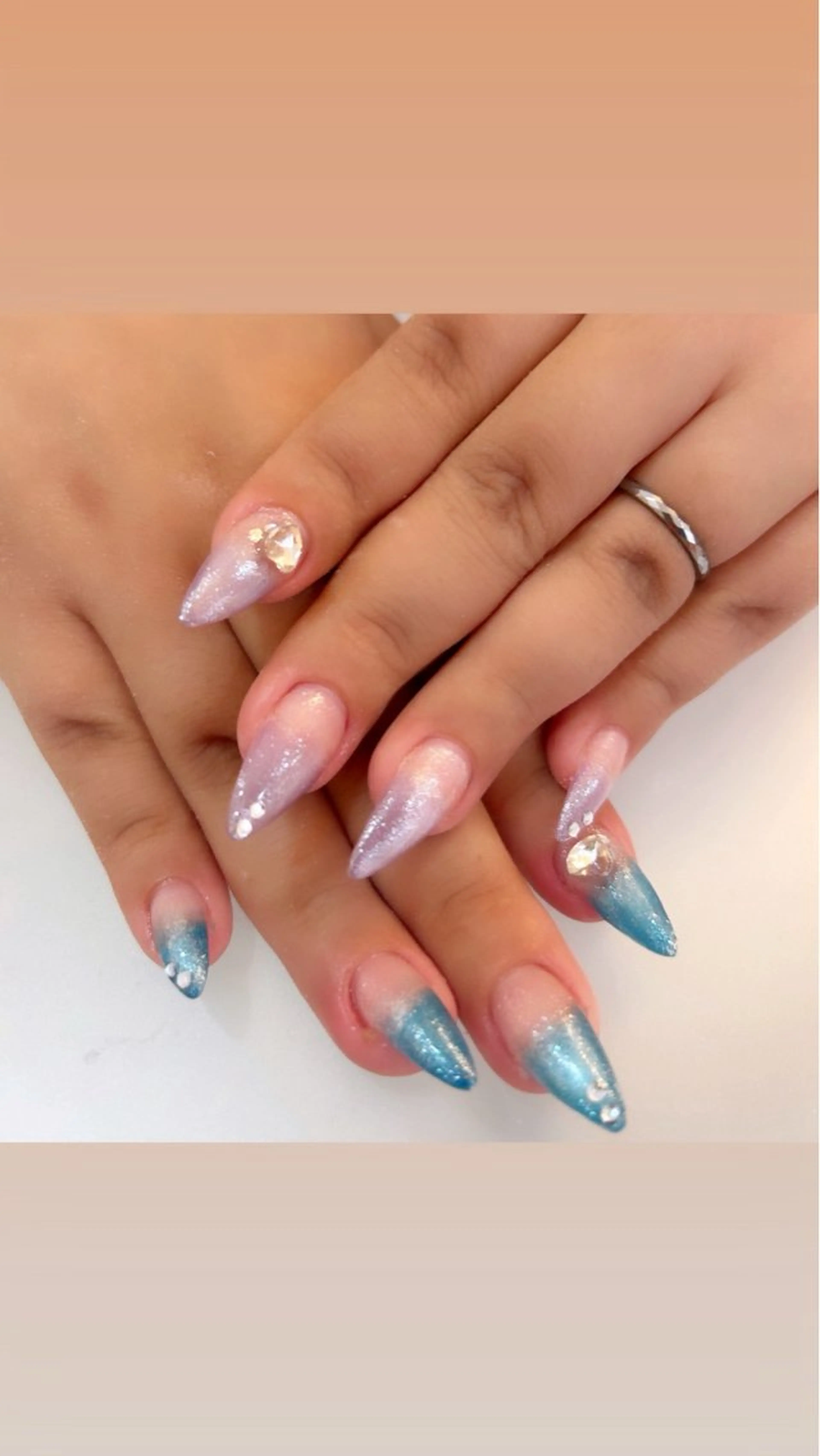 ネイル 長さ出し ネイルチップ CherieNail 💗manaのネイルデザイン
