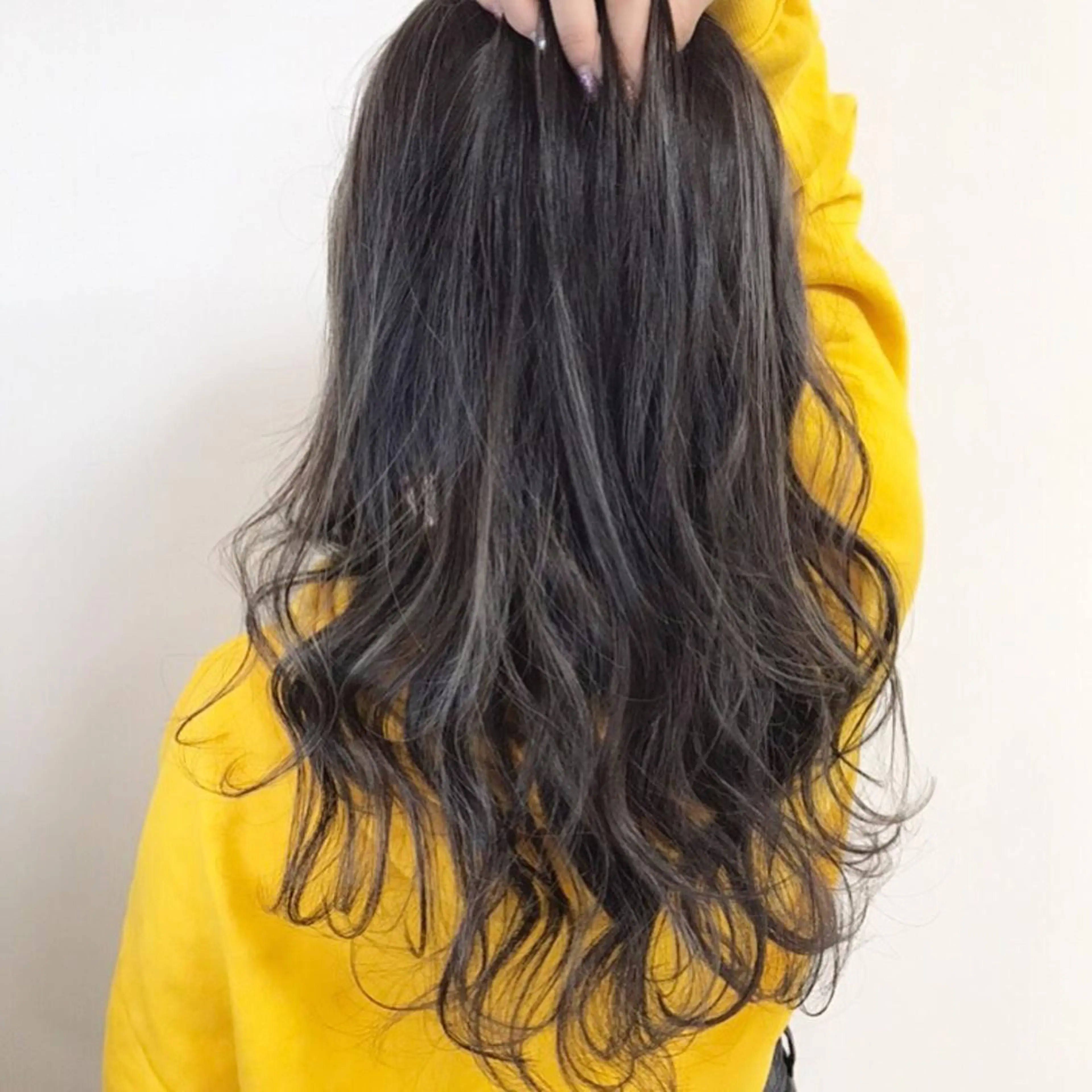セミロング カラー ハイライトカラー ハイライト mahaloha千代田所属・大橋 輝久のヘアスタイル