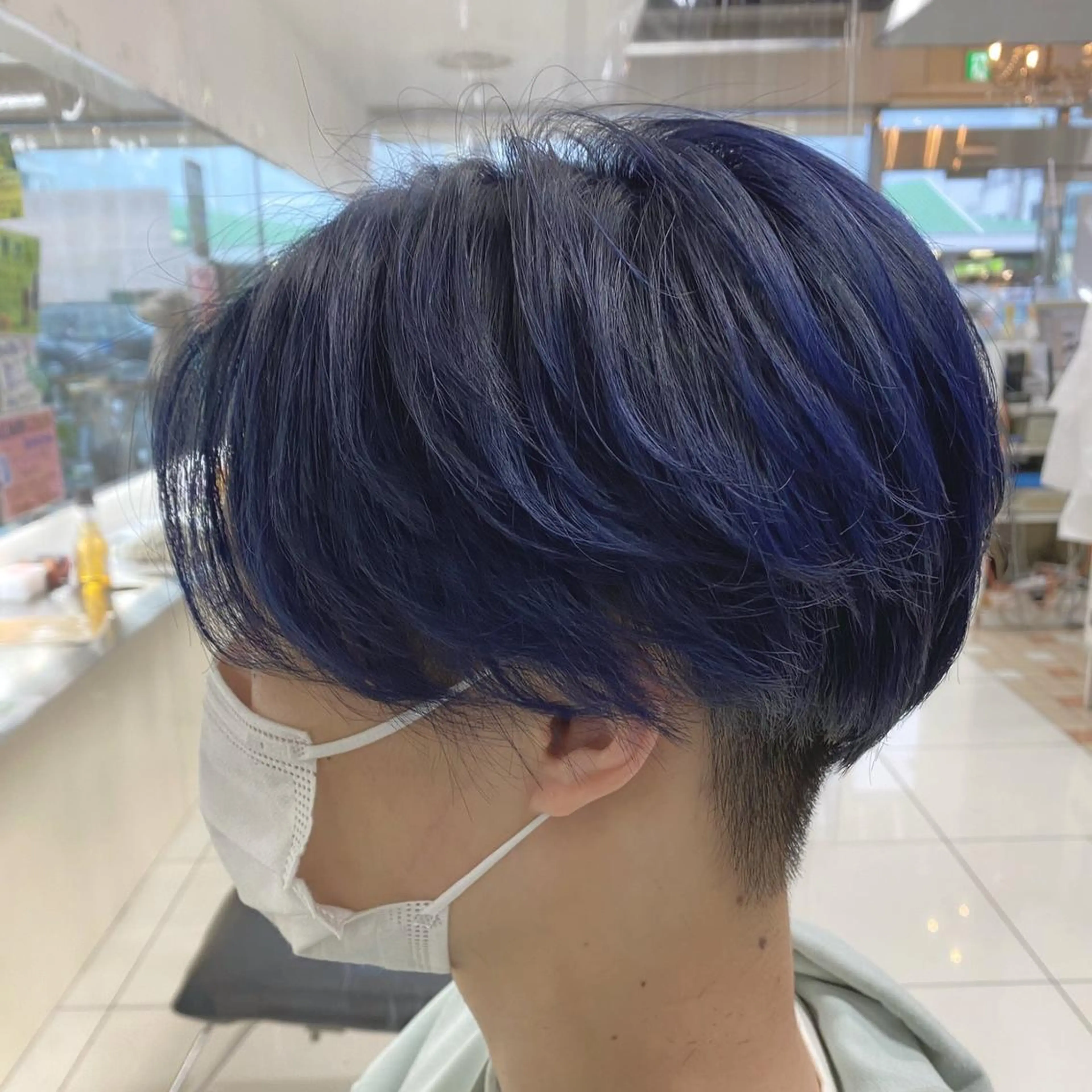 ショート カラー メンズ ブルーカラー ブルージュ カラーサロン ビスカリアのヘアスタイル