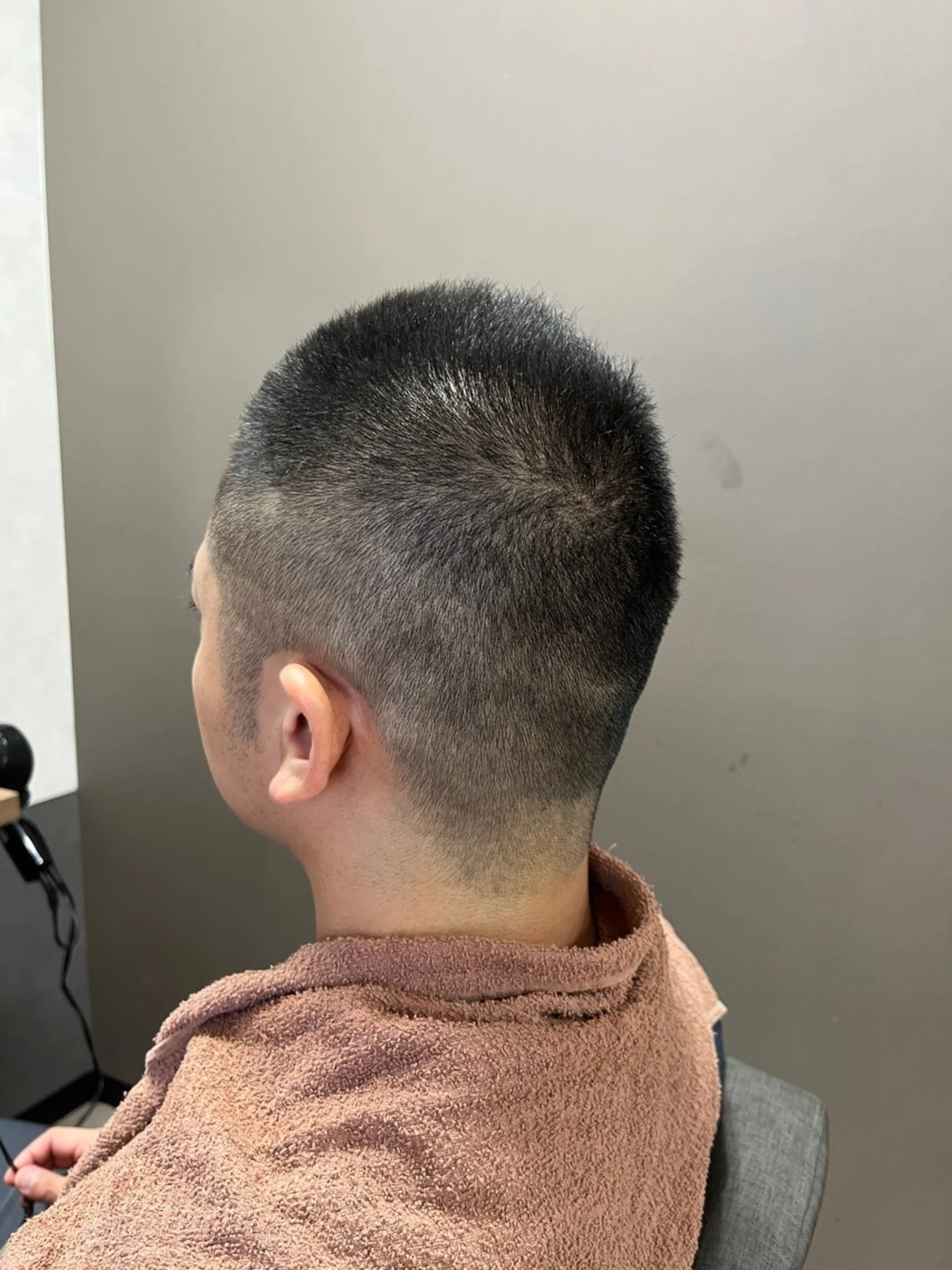 ショート メンズ 高橋 篤史のヘアスタイル