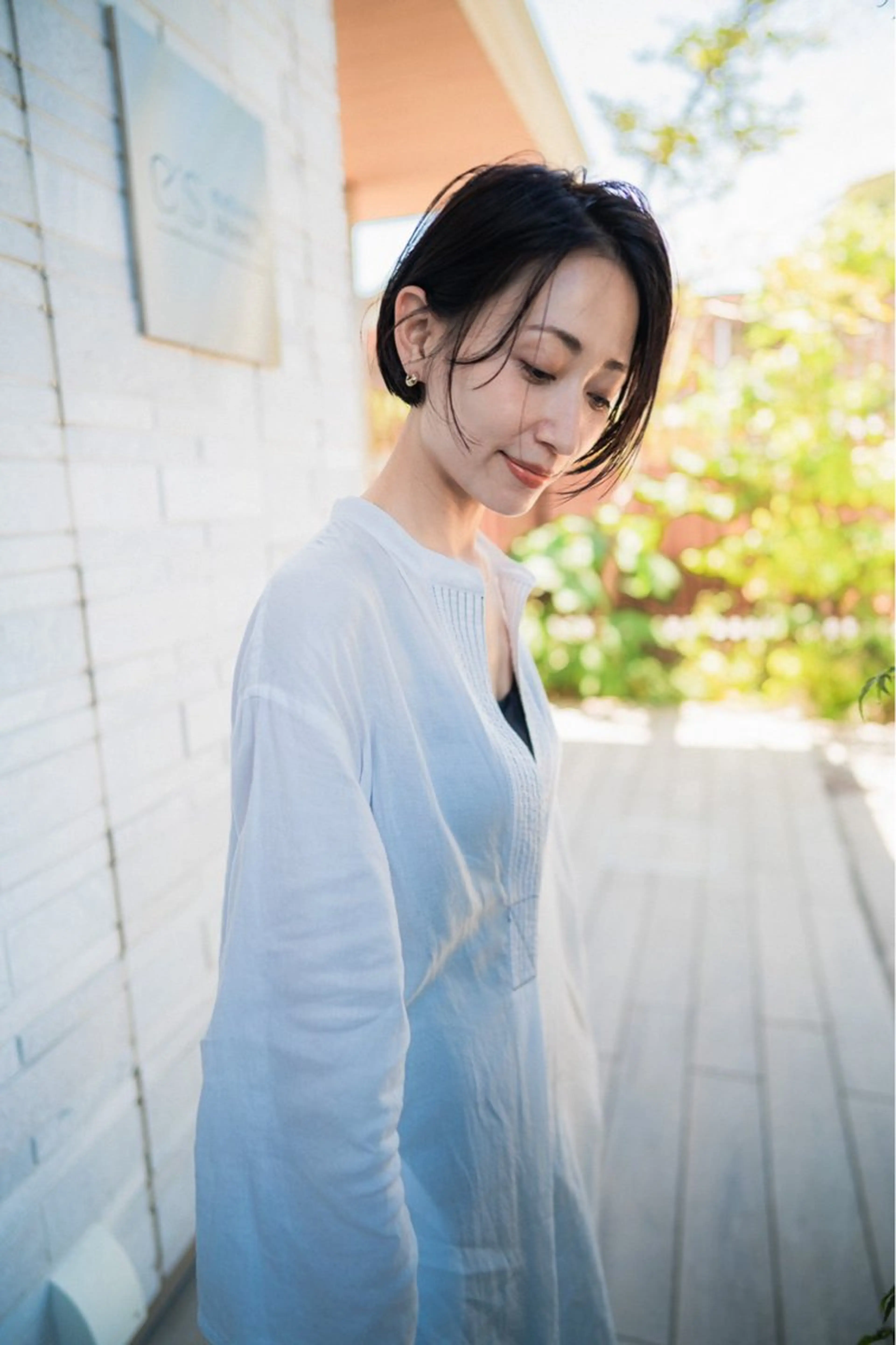 ショート カラー ブリーチ ハイトーンカラー ショートヘア カット ヘアカラー 似合わせカット🫧 /パーマRINAのヘアスタイル