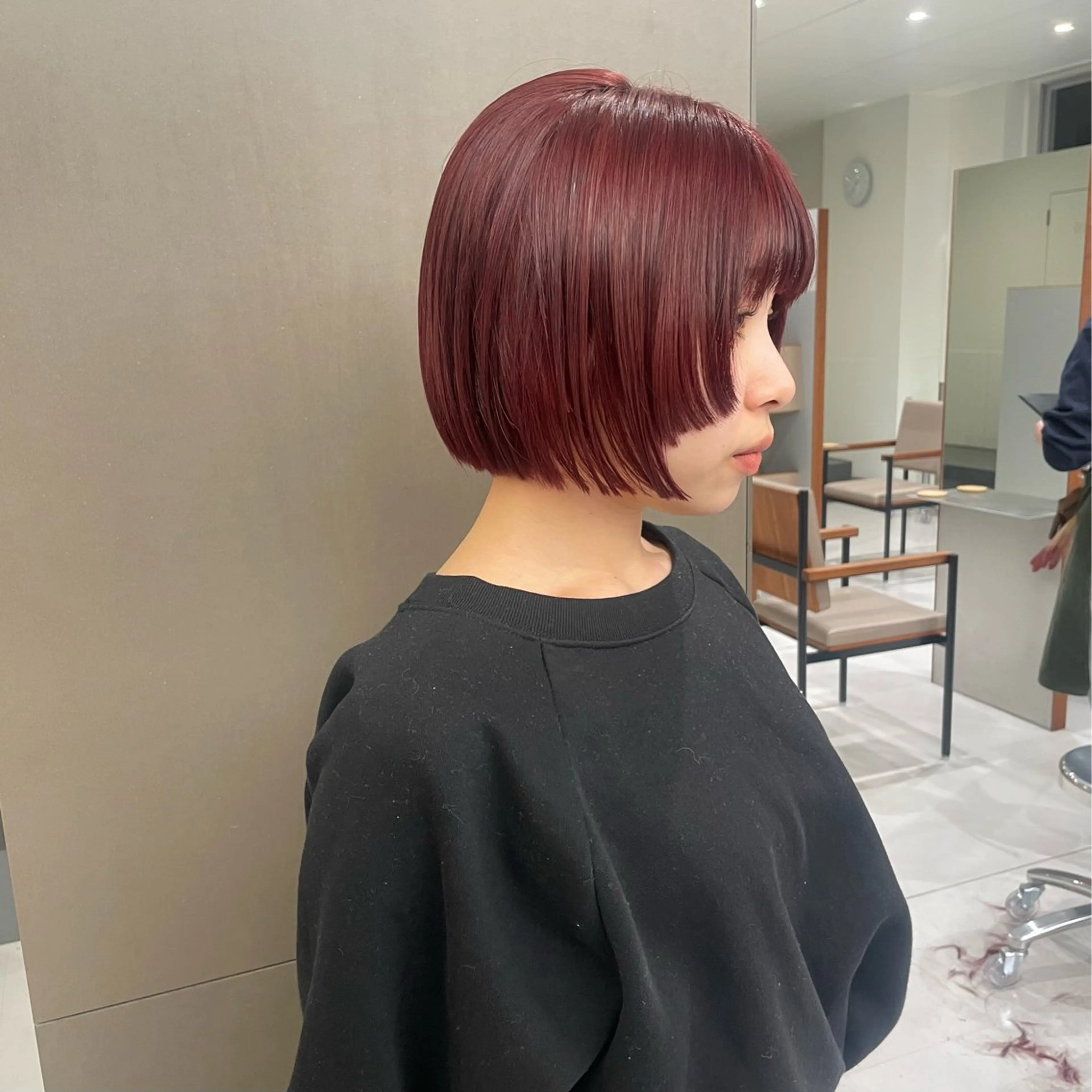 ショート カラー ボブレイヤー ベージュカラー ブリーチ ブラウンカラー 透明感カラー カット ヘアカラー トリートメント ブリーチ/レイヤー 🌻Mutsumiのヘアスタイル