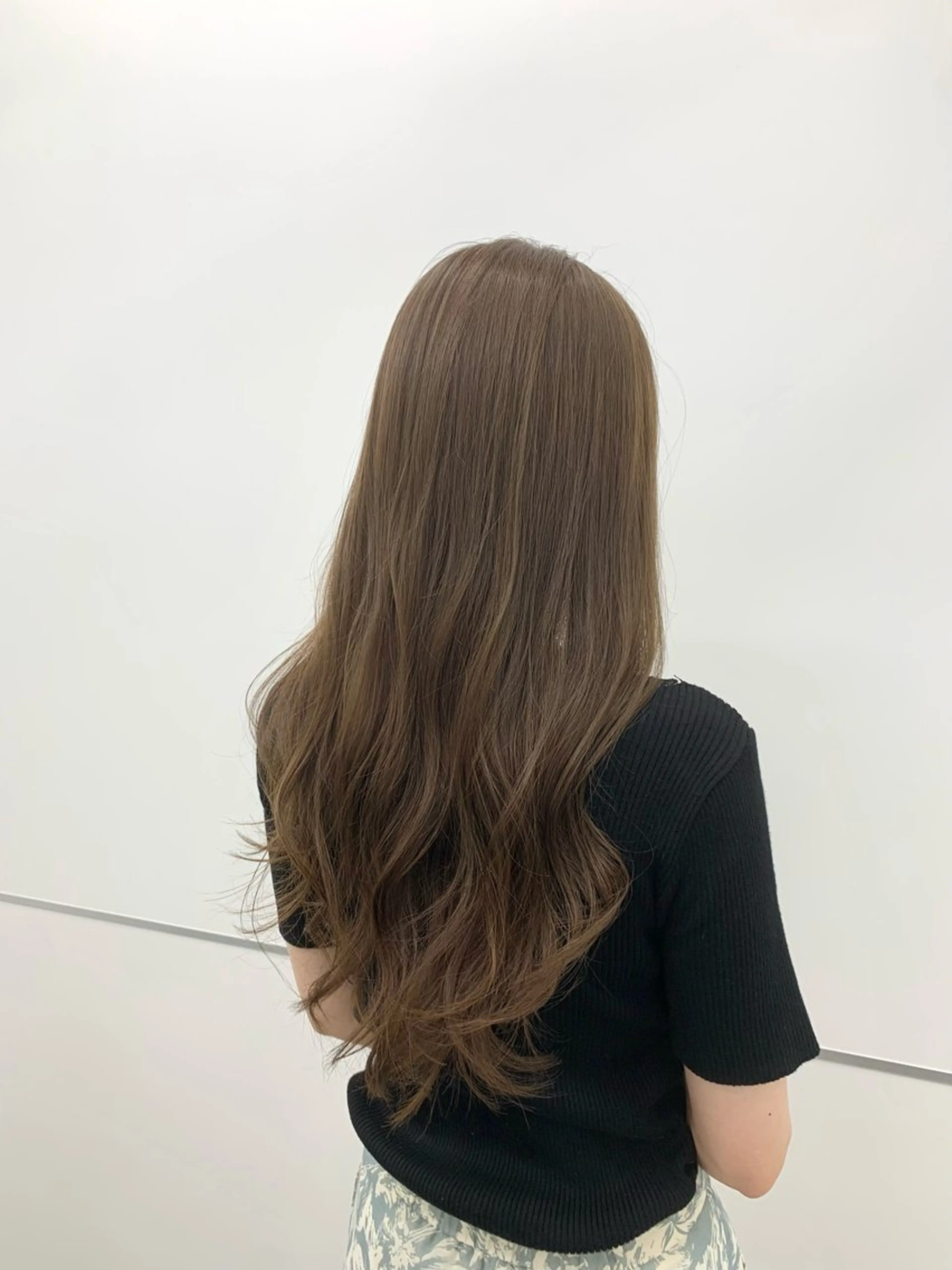 ロング カラー アッシュ ベージュカラー ヘアカラー ヘッドスパ 本格ヘッドスパ🌿 ×ヘア　佐藤のヘアスタイル