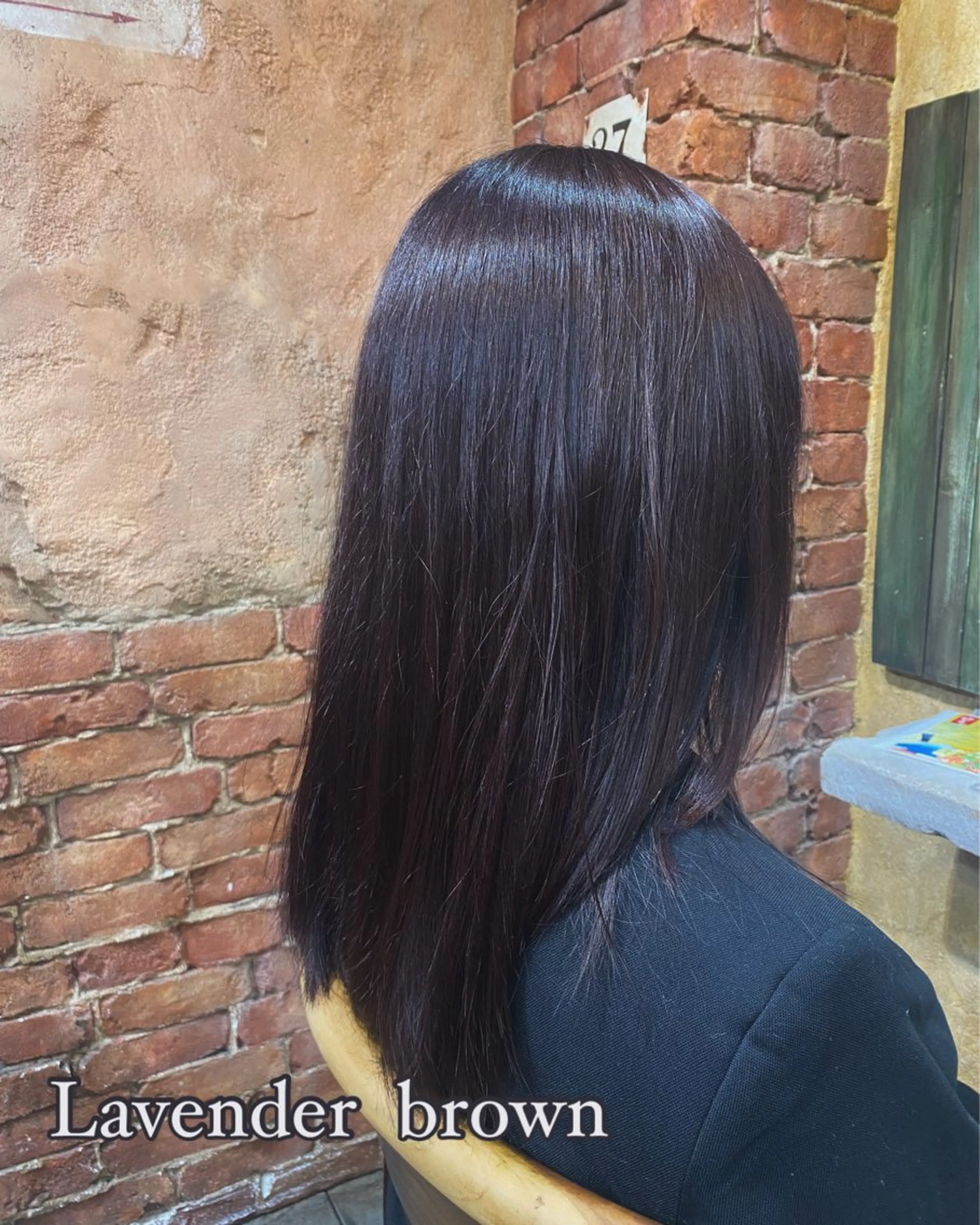 ミディアム カラー ヘアカラー Soma .のヘアスタイル