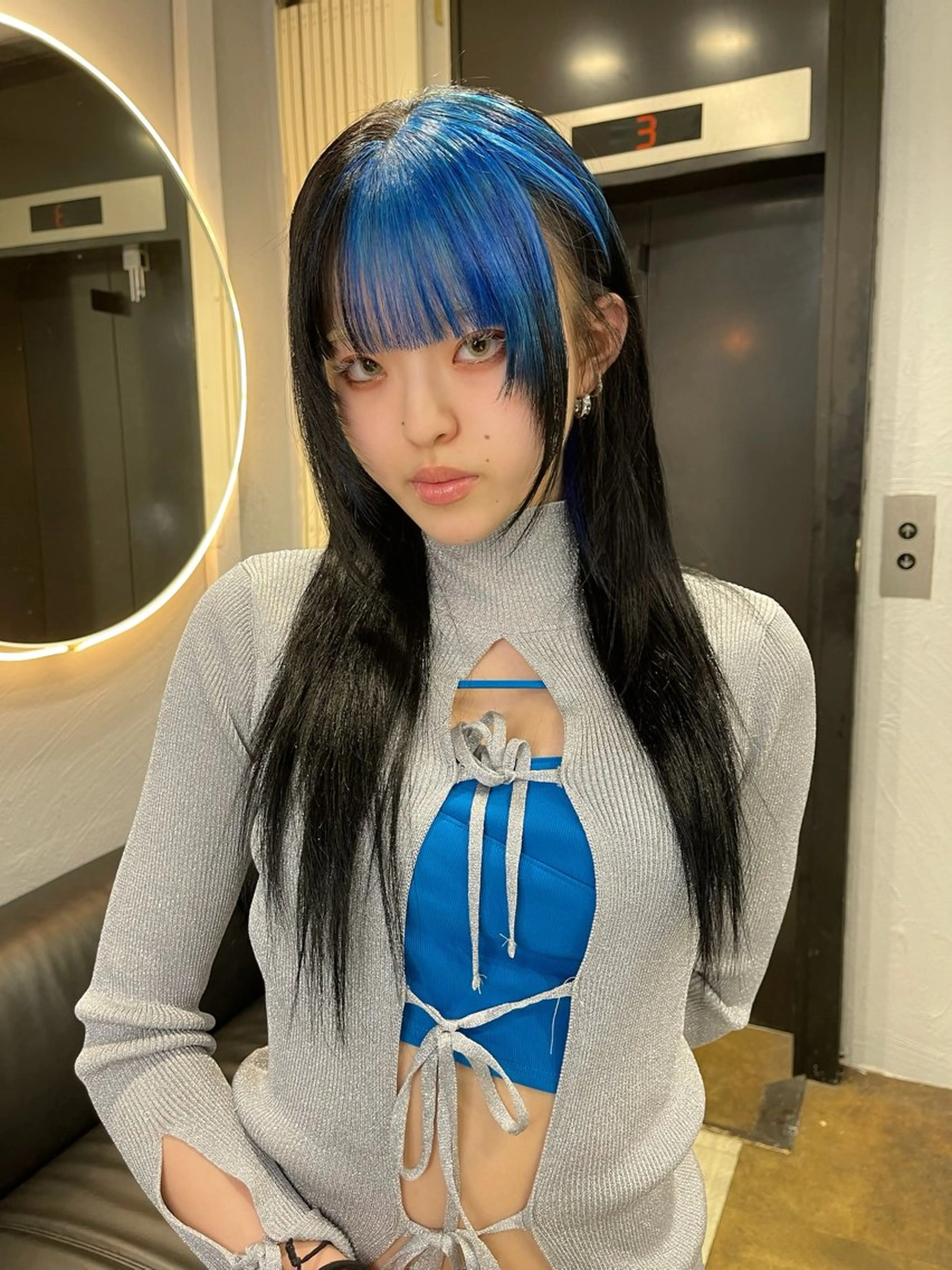 ロング カラー ベージュカラー ブリーチ ケアブリーチ デザインカラー ダブルカラー カット ヘアカラー トリートメント 宮崎　達也 ブリーチ／レイヤーのヘアスタイル