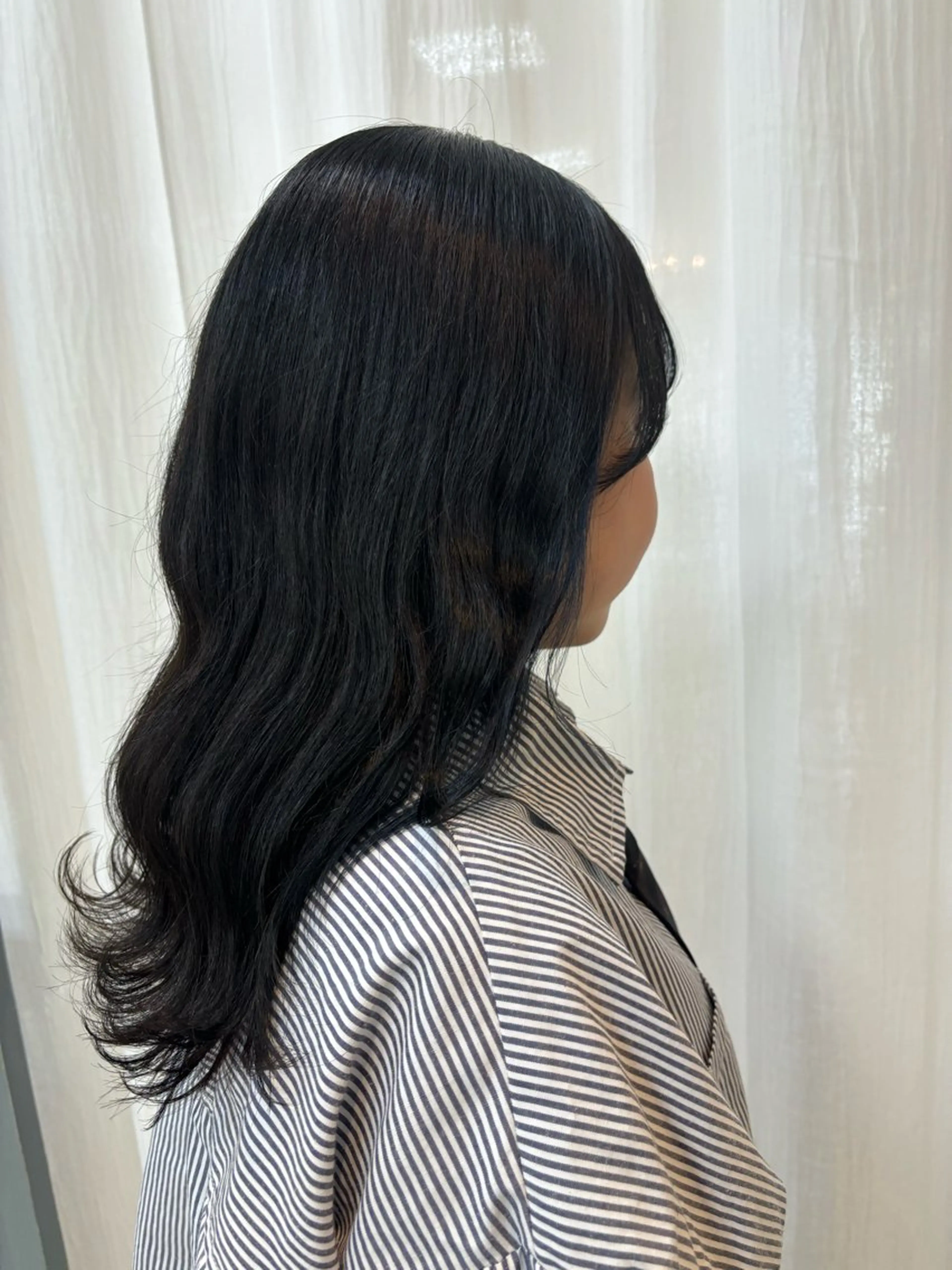 ミディアム eMu MIYUのヘアスタイル