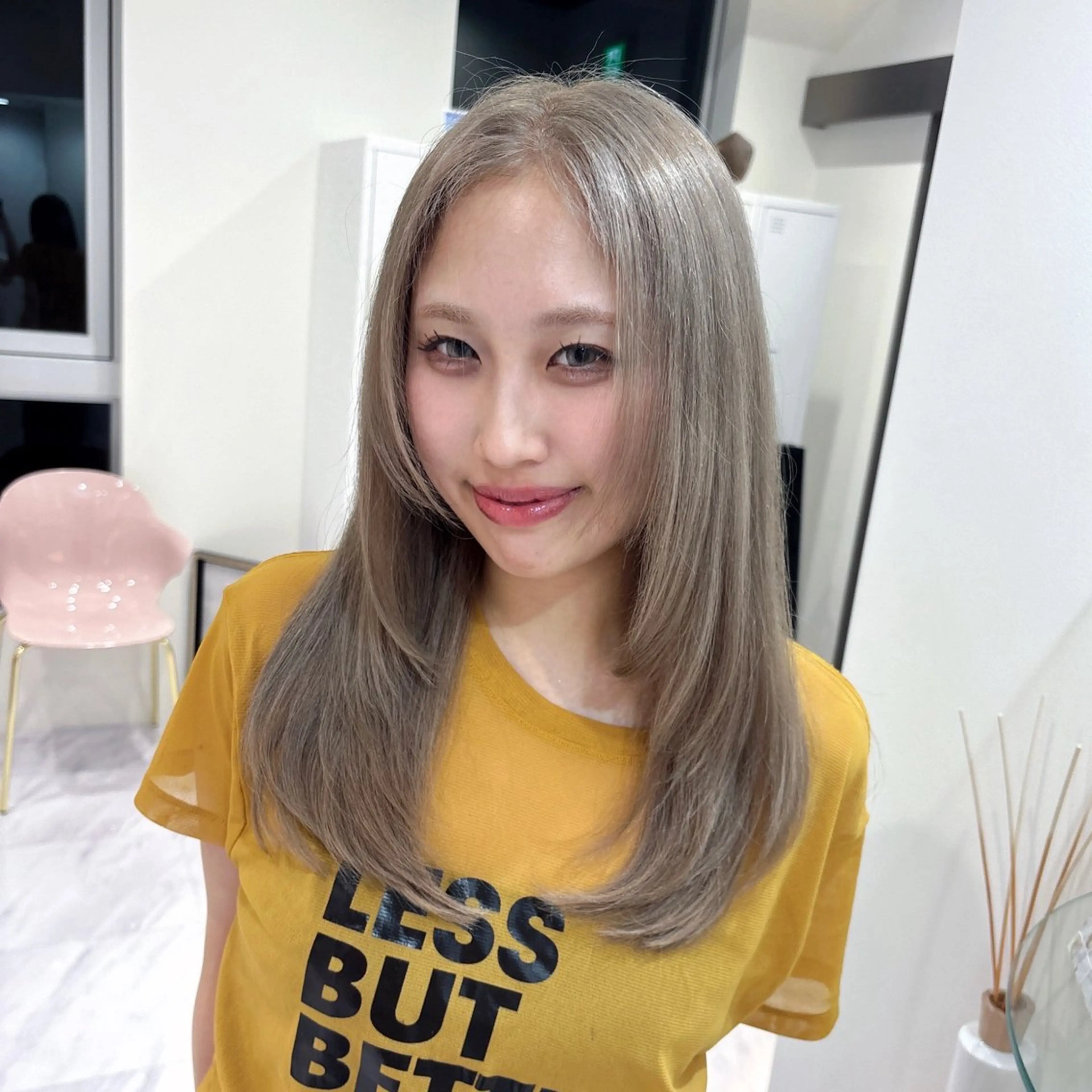 ［リピーター様限定💡］リタッチブリーチ+オンカラー✧︎*。の写真