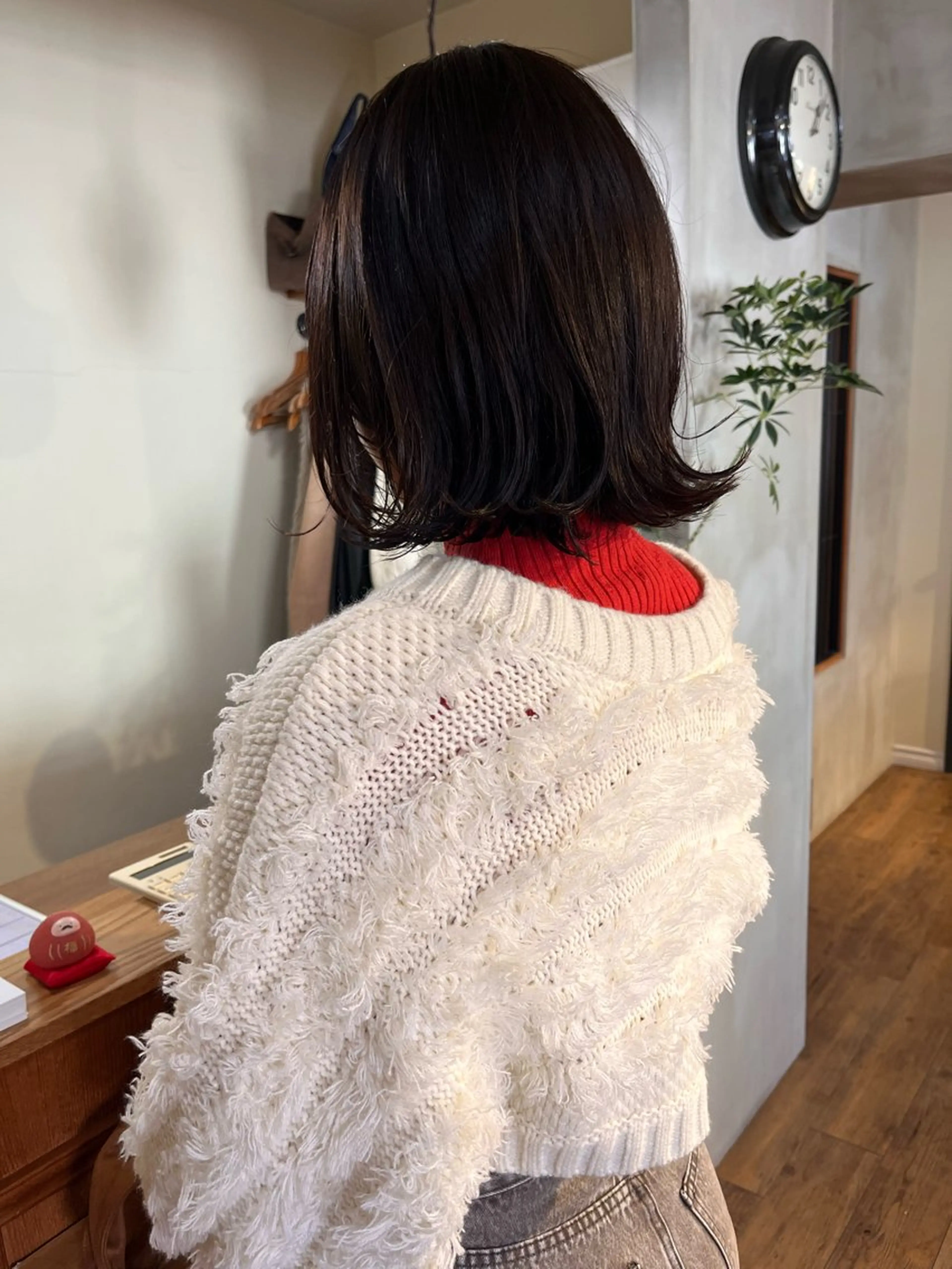 ショート カラー ボブ くびれヘア 外ハネヘア 上川 美幸のヘアスタイル