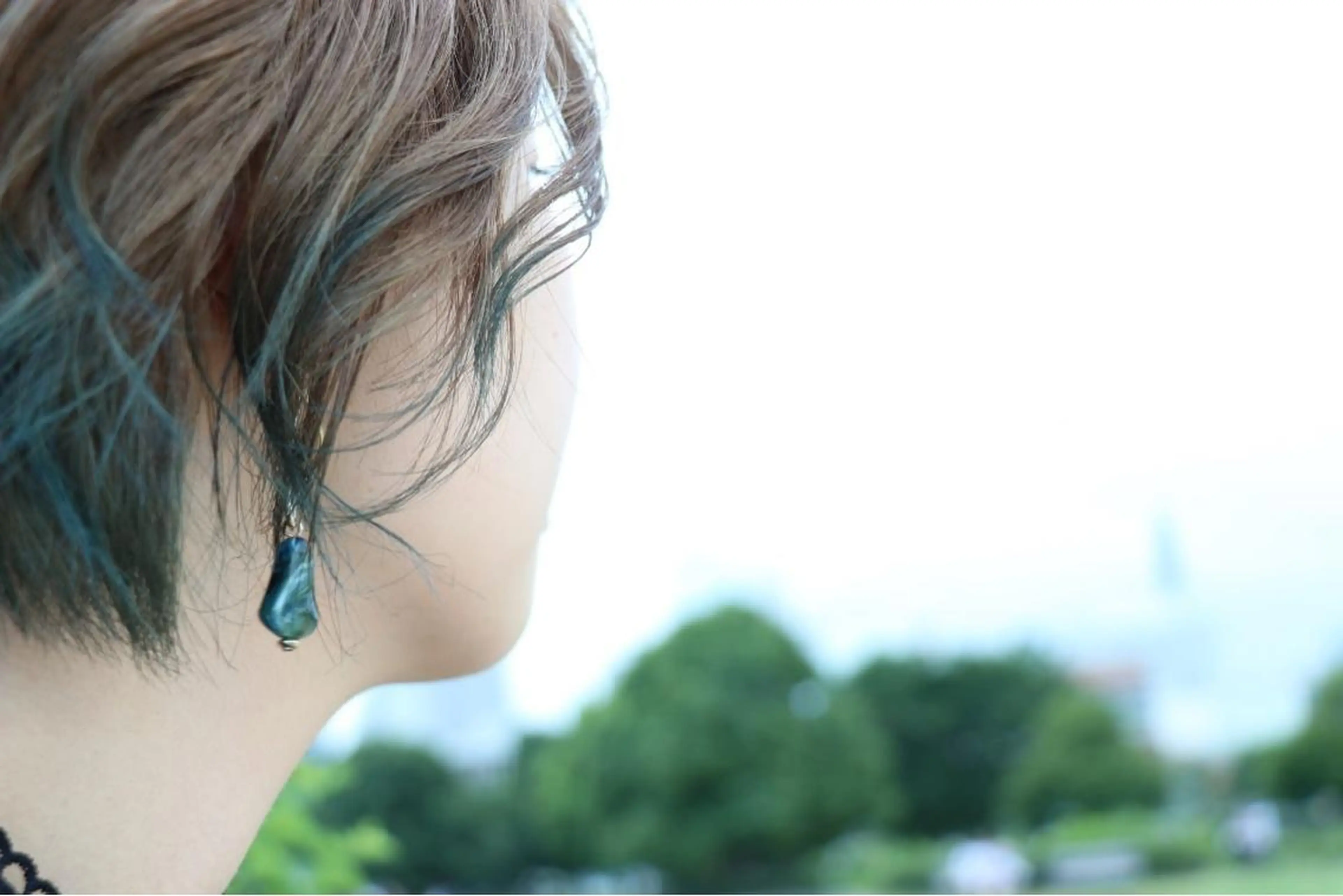 ショート カラー ブリーチ ブルーカラー インナーカラー ヘアカラー 宮原 佳苗のヘアスタイル