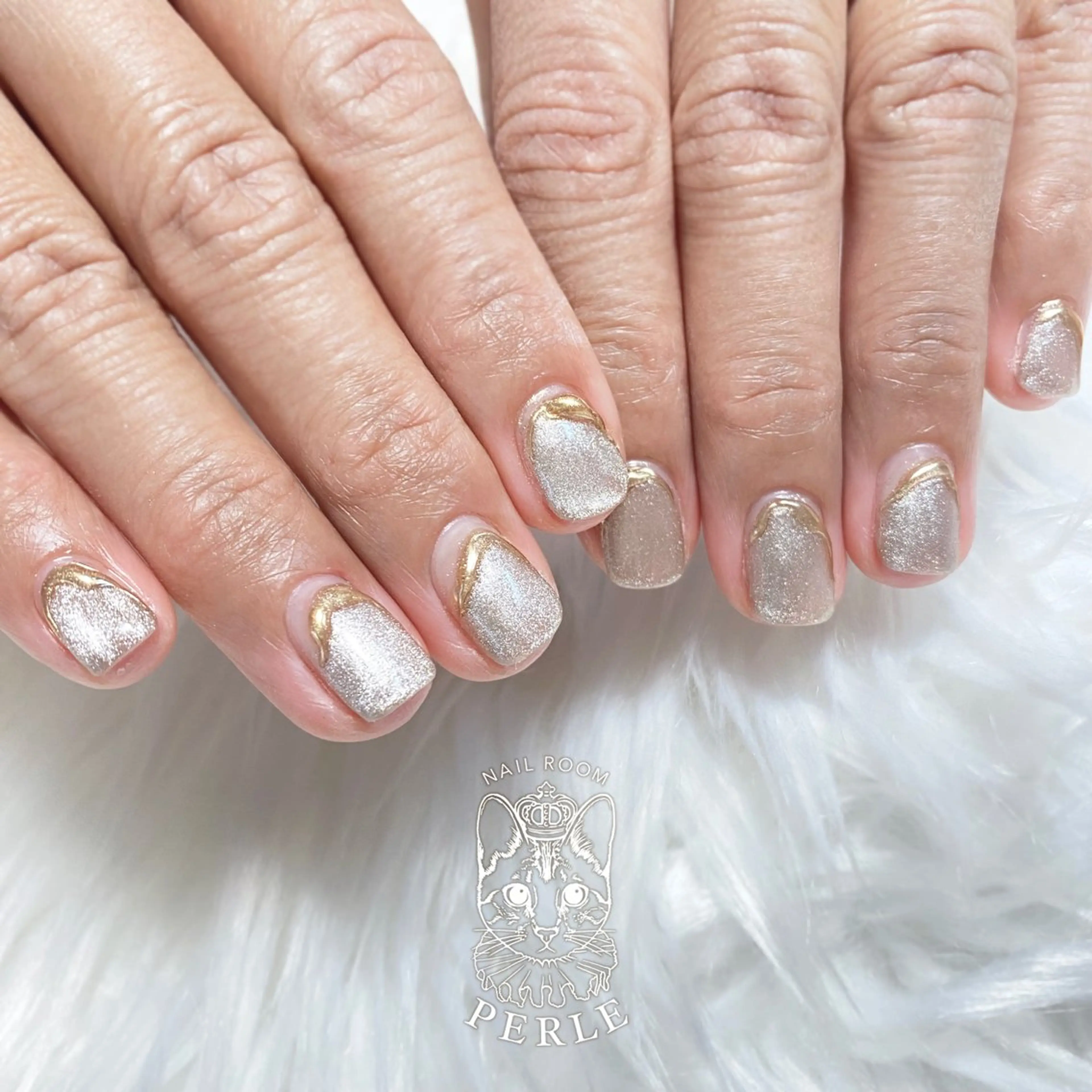 ネイル マグネットネイル ハンドネイル nail room Perleのネイルデザイン