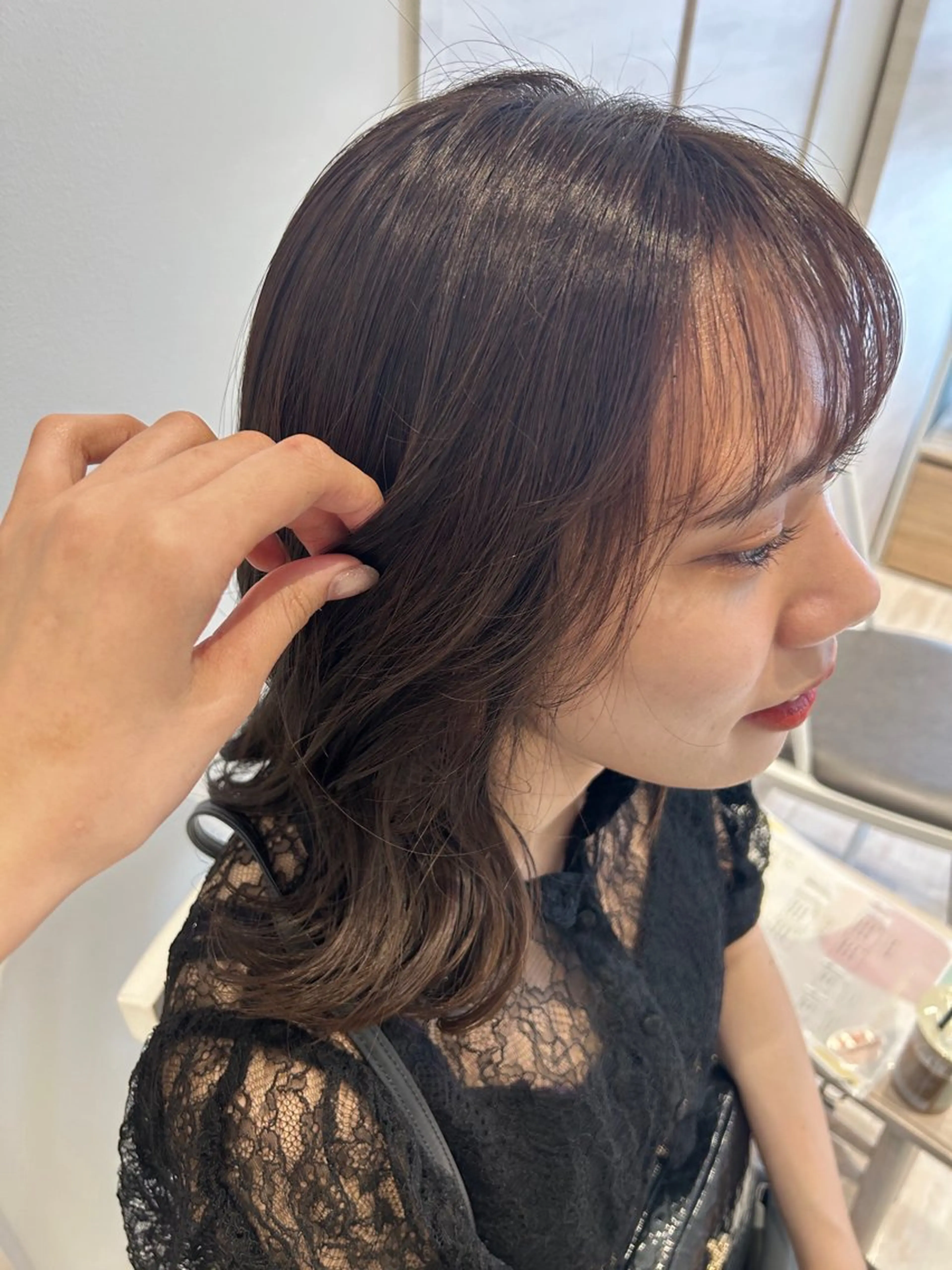 カラー ブラウンカラー くすみブラウン lole.所属・lole. まさきのヘアスタイル