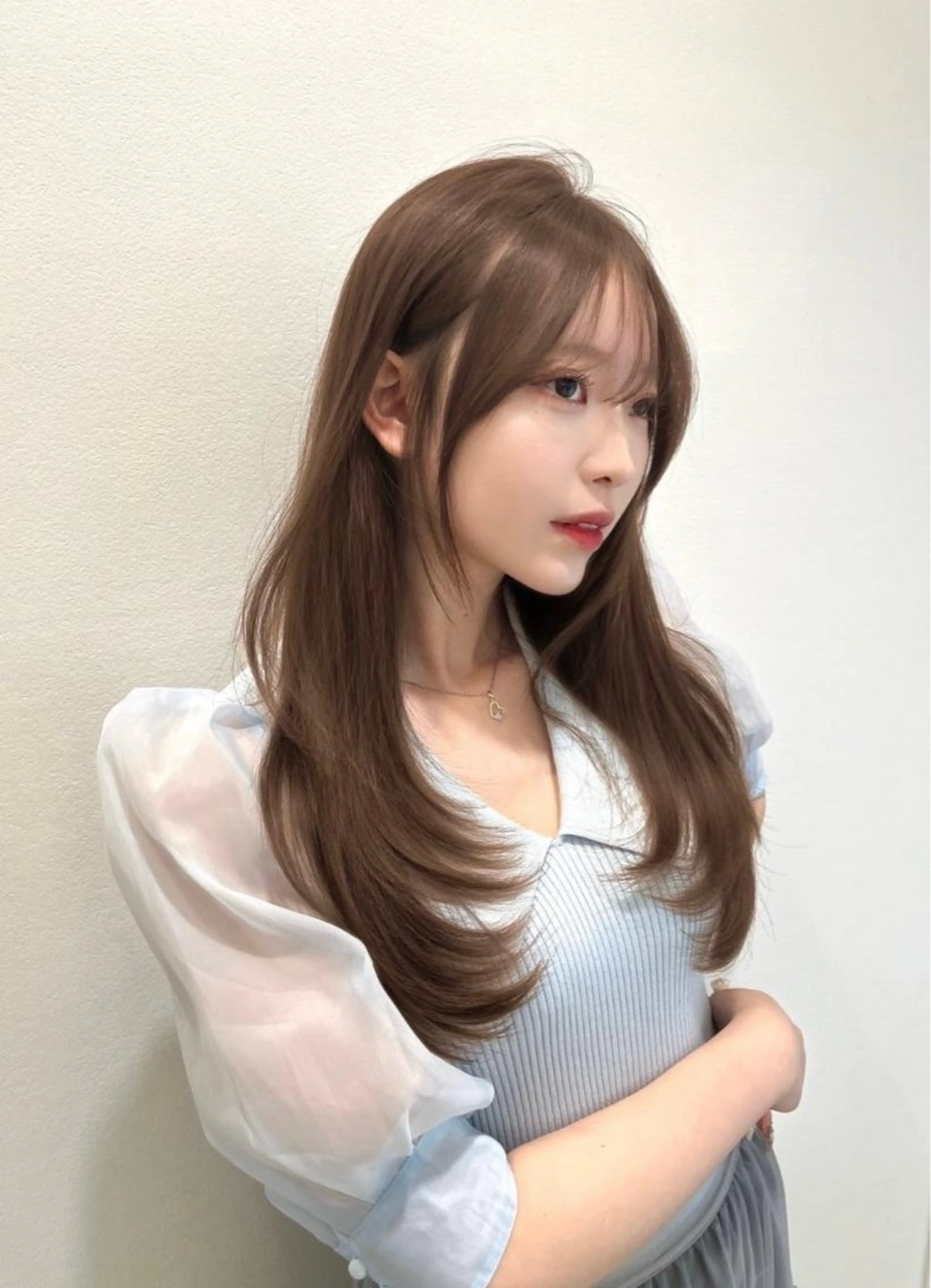 ロング カラー カット トリートメント ヘッドスパ ヘアセット 韓国風艶髪🎀 透明感カラー🤍のヘアスタイル
