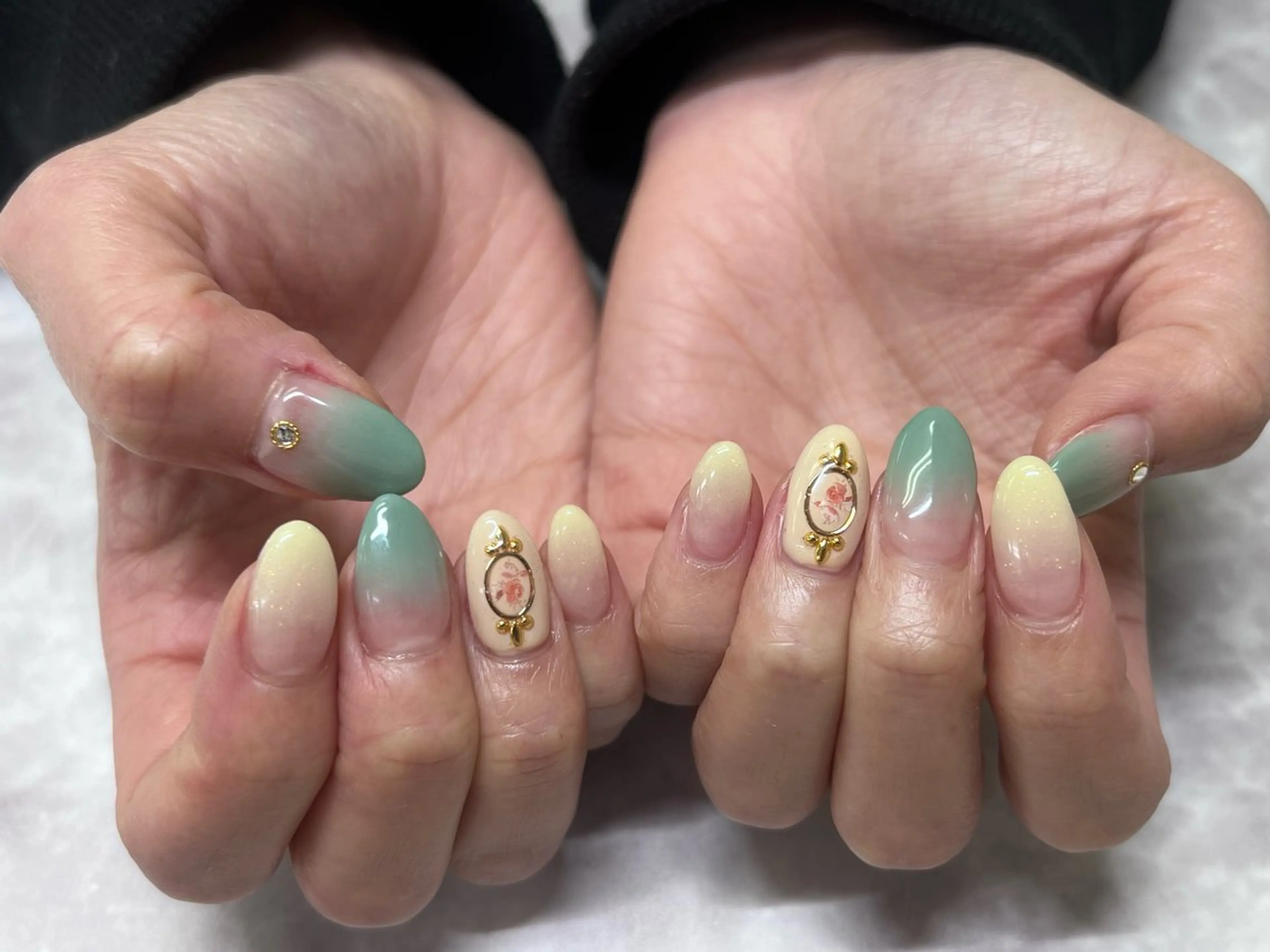 ネイル 自由が丘サロン AYAME💅のネイルデザイン