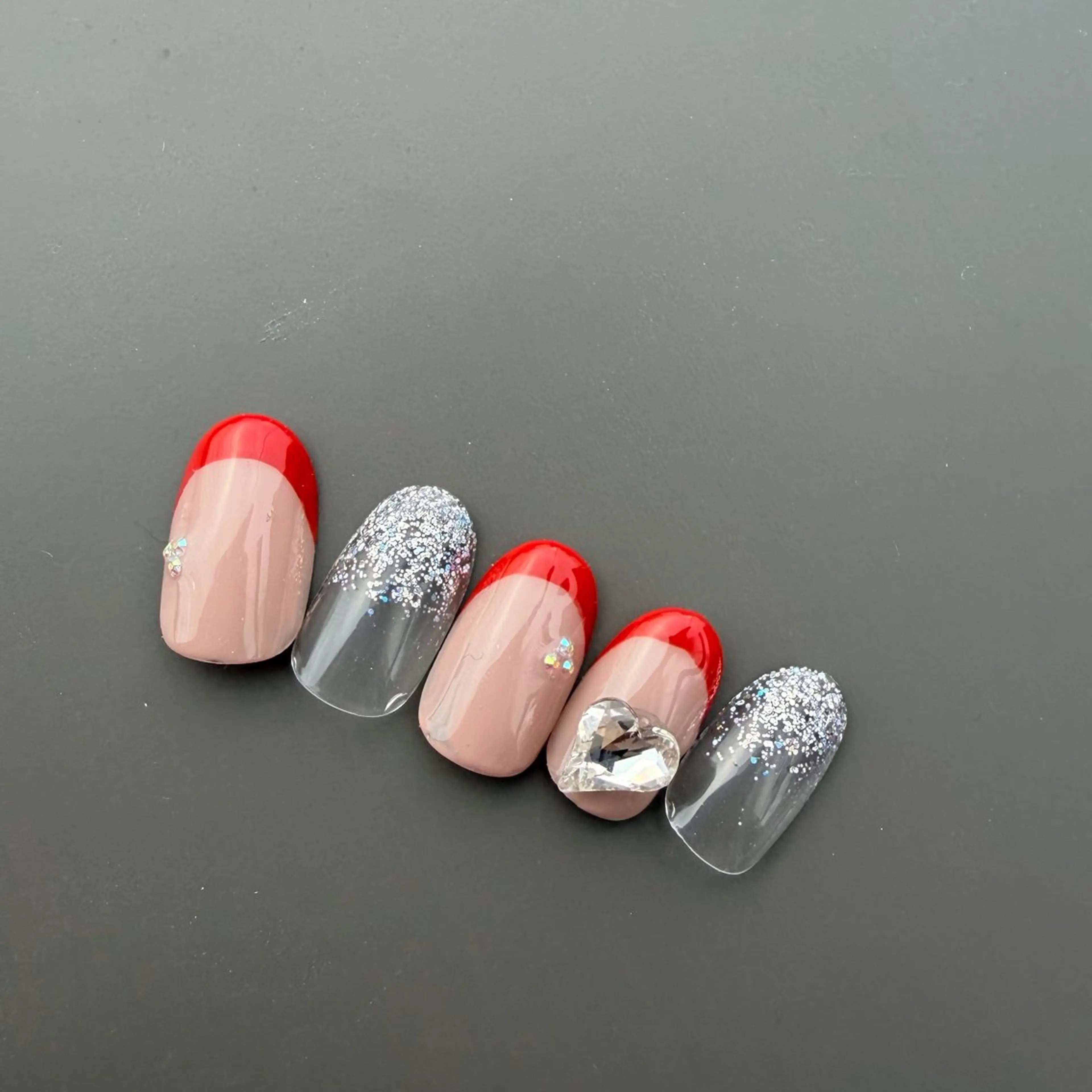 ネイル シェアサロンW【心斎橋校】所属・低価格でご案内❤︎ MINAMIのネイルデザイン