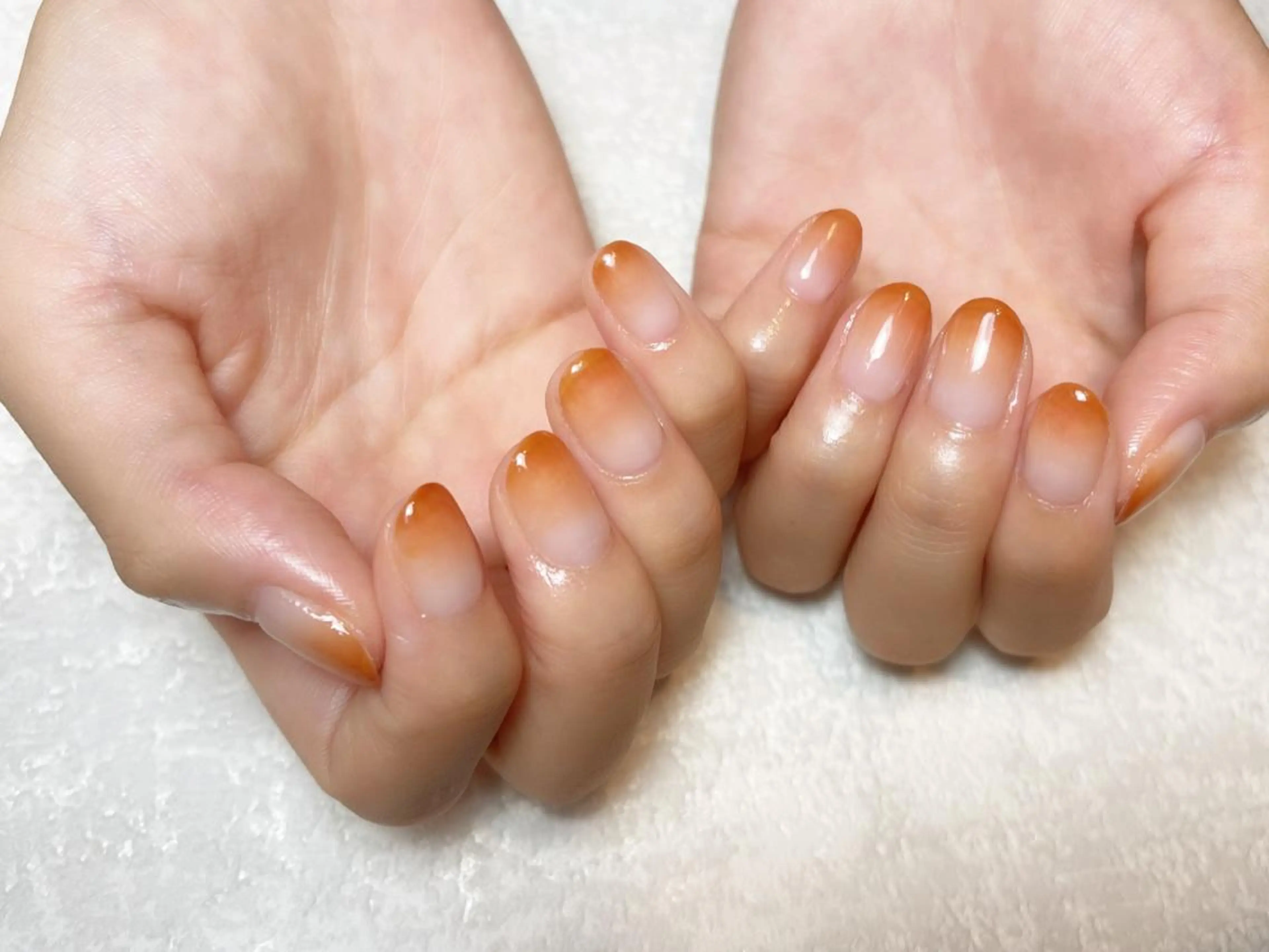 ネイル グラデーション ハンドネイル irono .のネイルデザイン