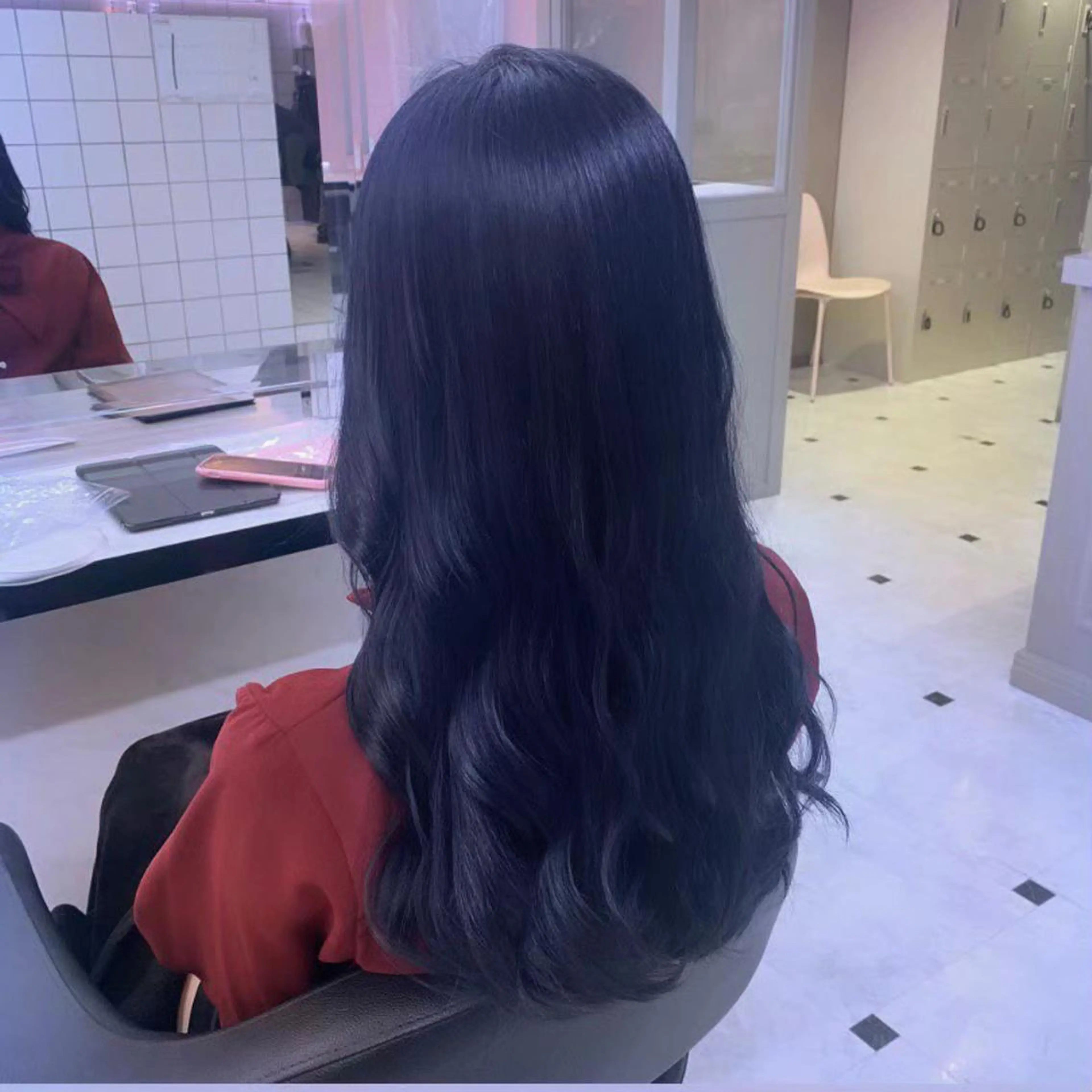 ロング ❤️赤み消し 上品カラー❤️のヘアスタイル