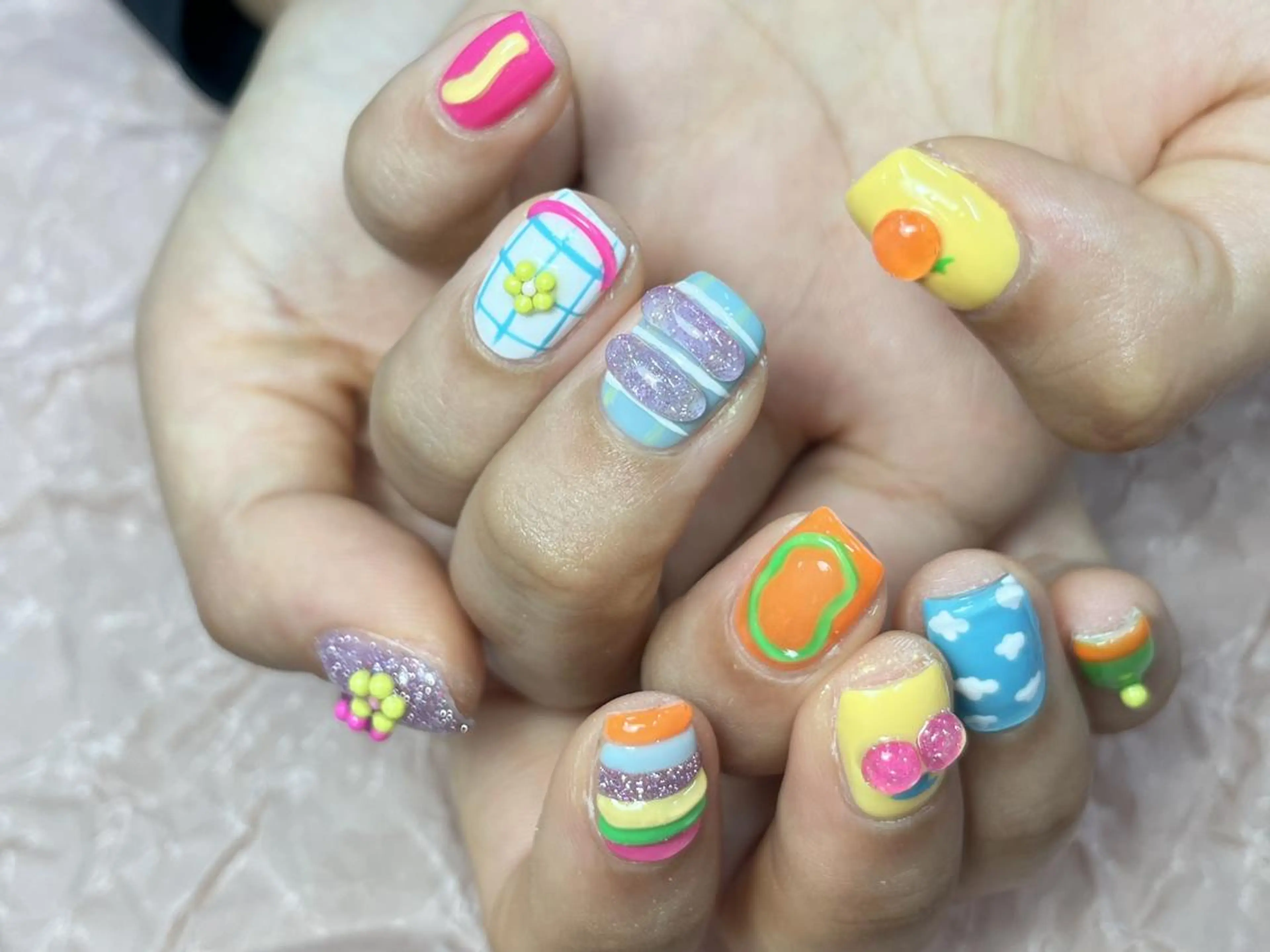 ネイル ハンドネイル ToliyDeliy Keilyのネイルデザイン